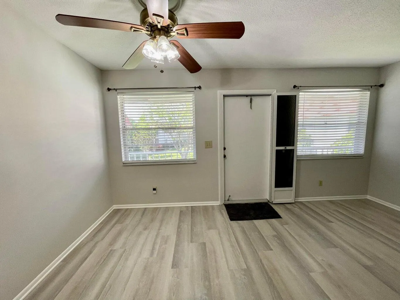 2600 SE Ocean Boulevard, #E11