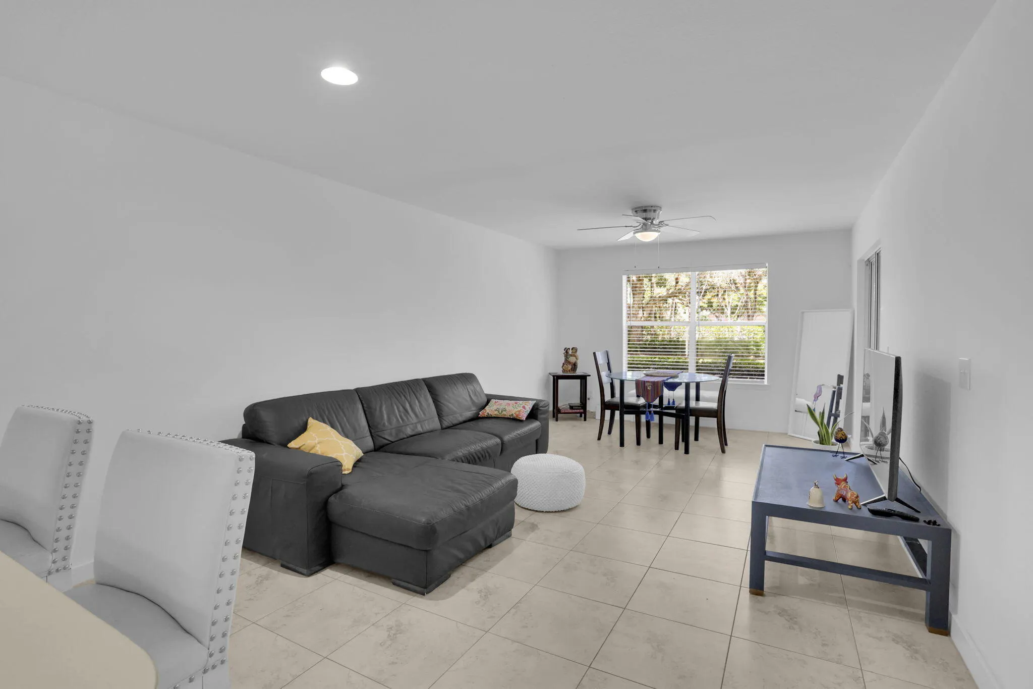 1825 Palm Cove Boulevard, #7-102