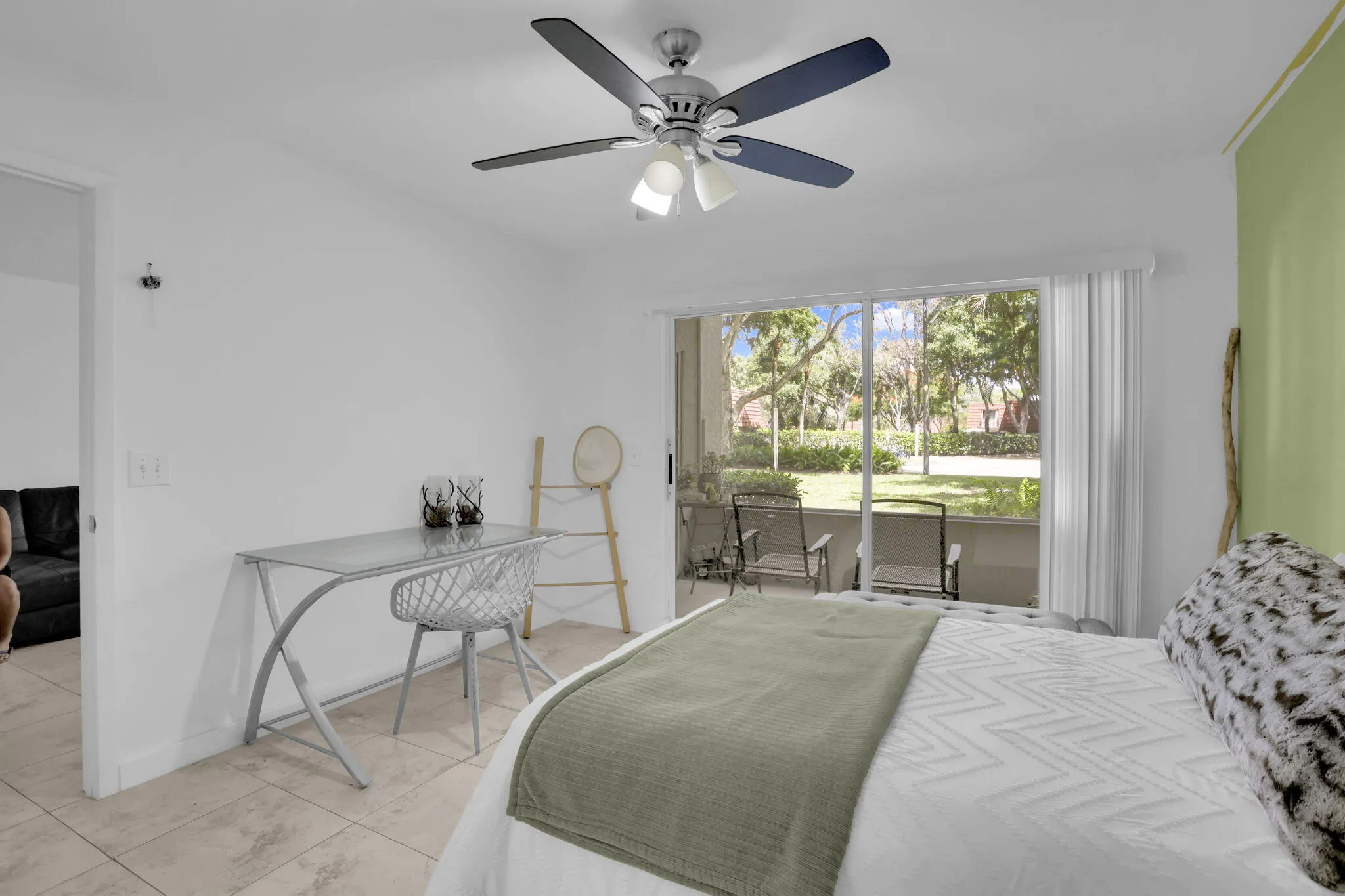 1825 Palm Cove Boulevard, #7-102