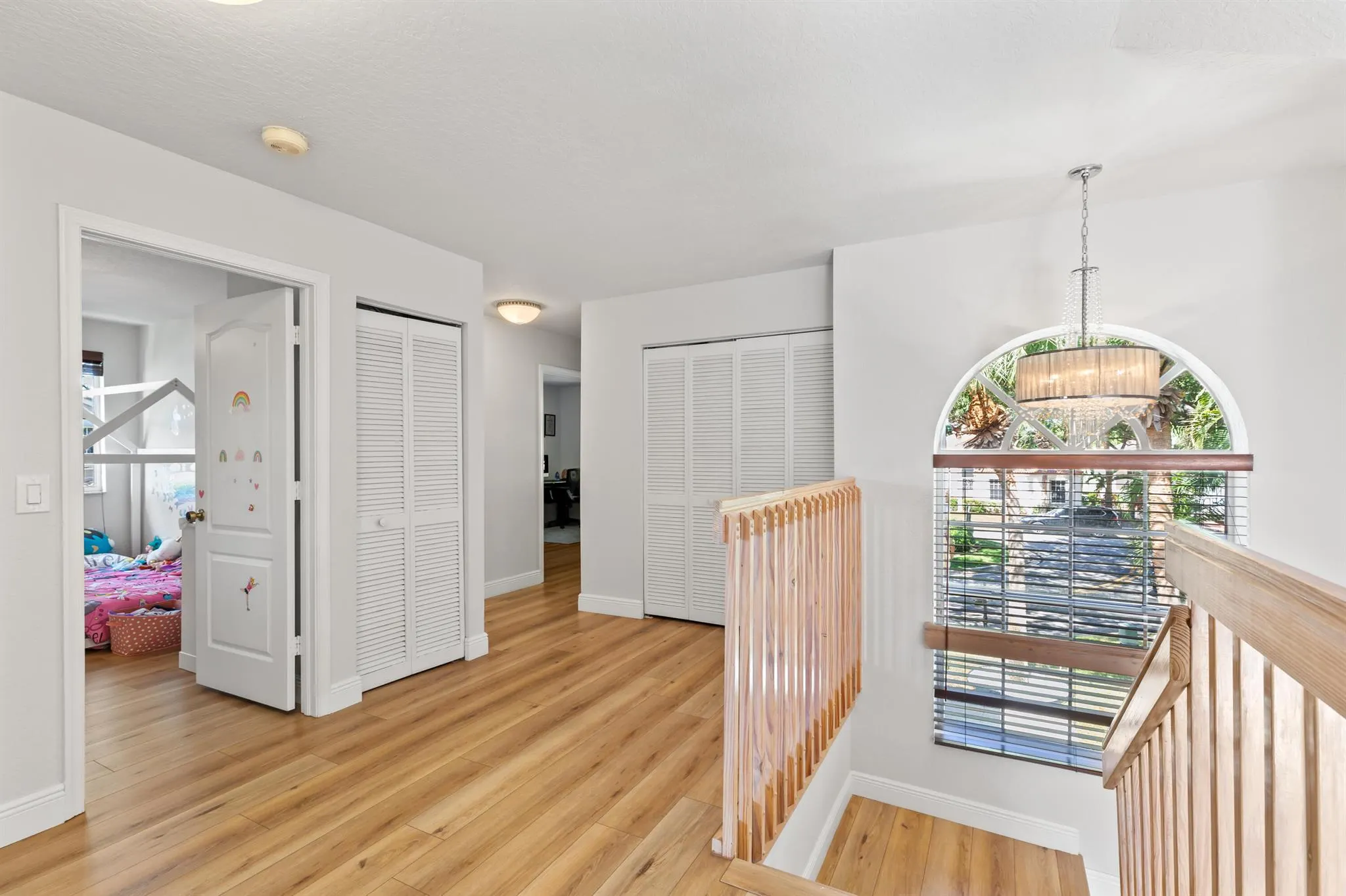 6805 NW 75th Court