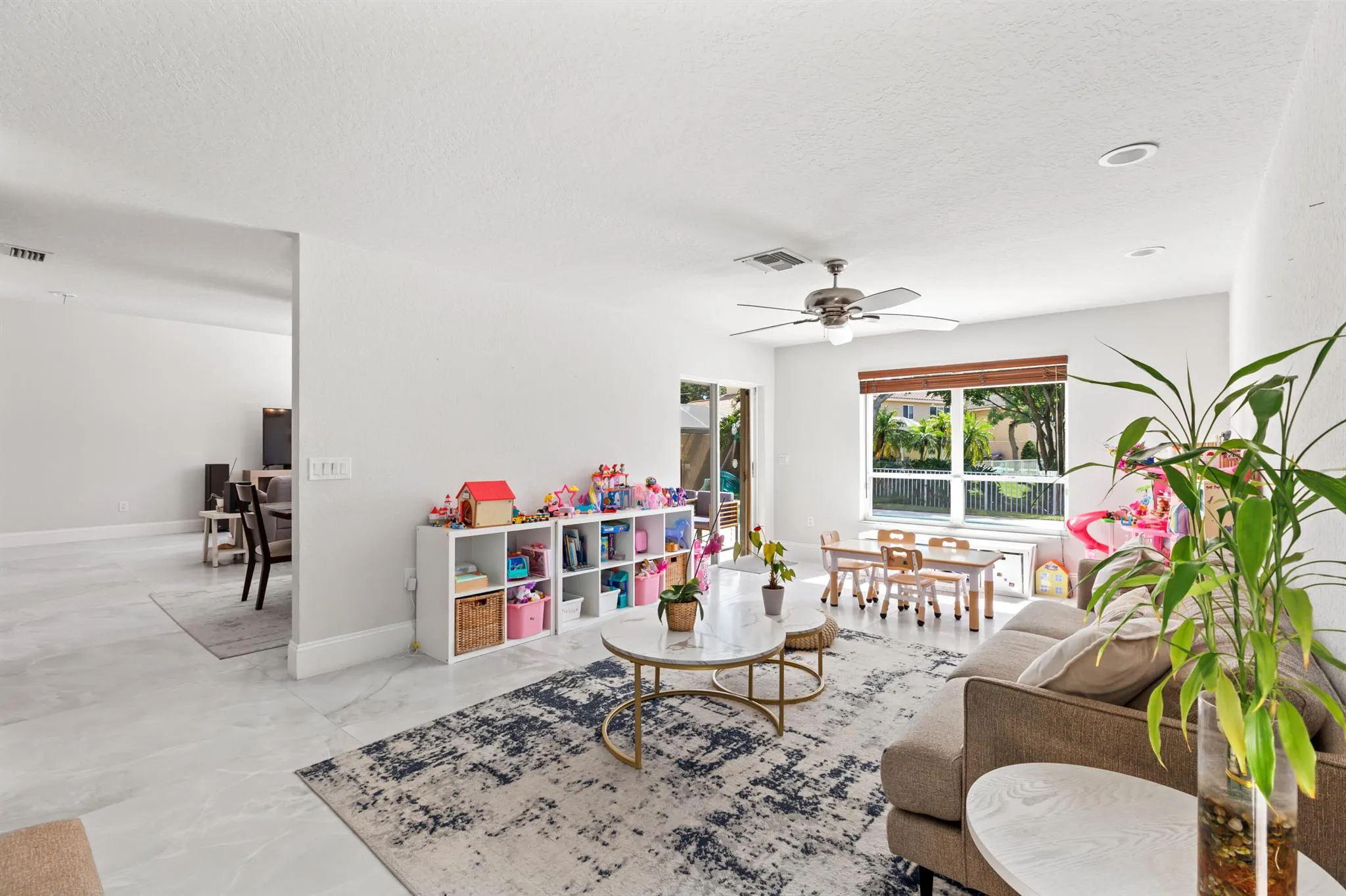 6805 NW 75th Court