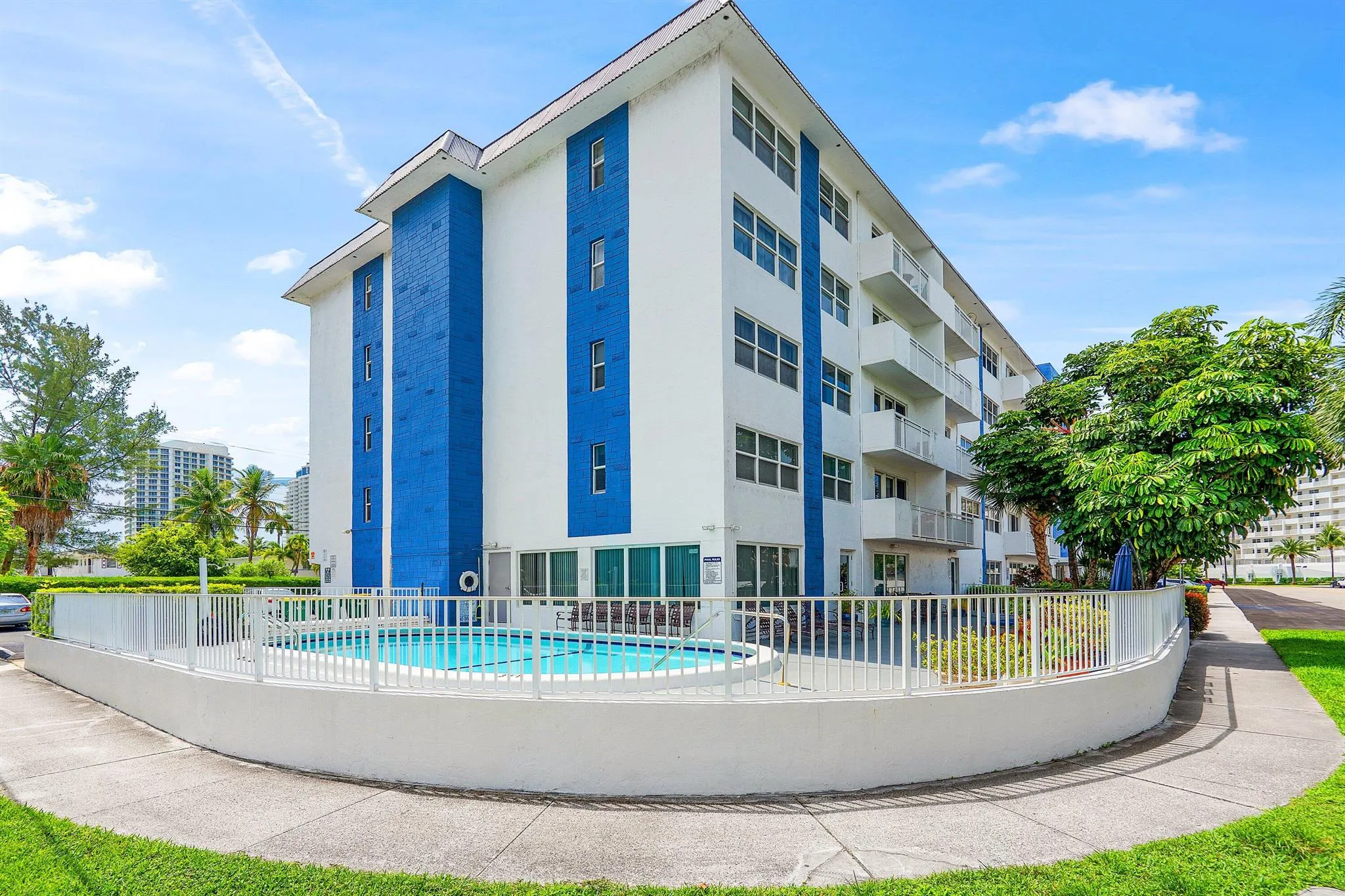 550 Bayshore Drive, #506