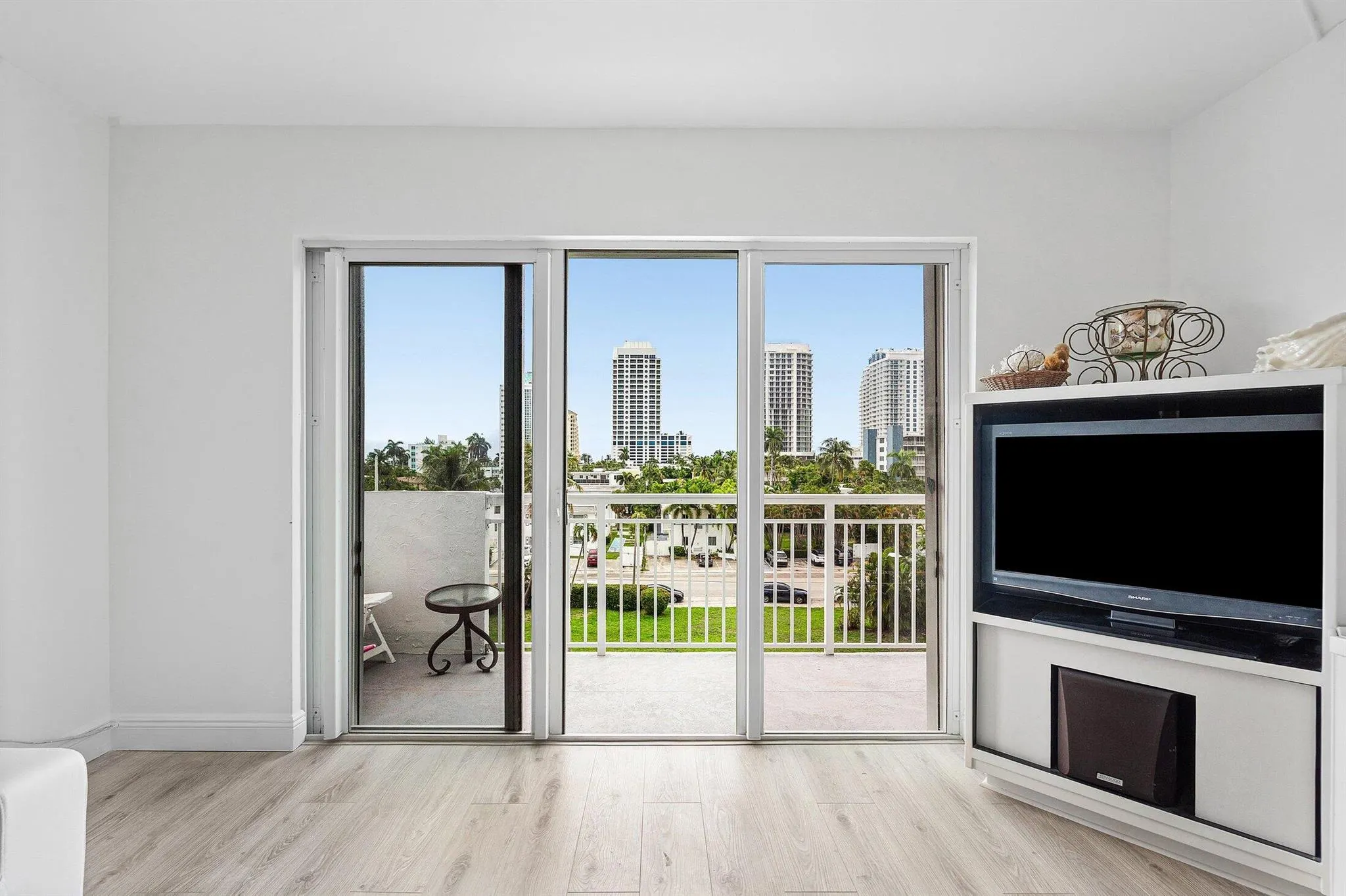 550 Bayshore Drive, #506