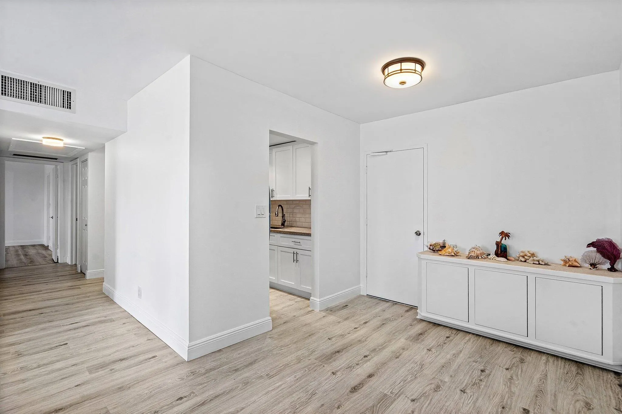550 Bayshore Drive, #506