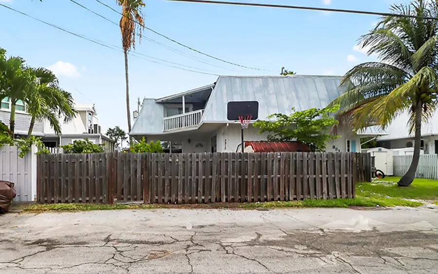 3313 Pearl Avenue
