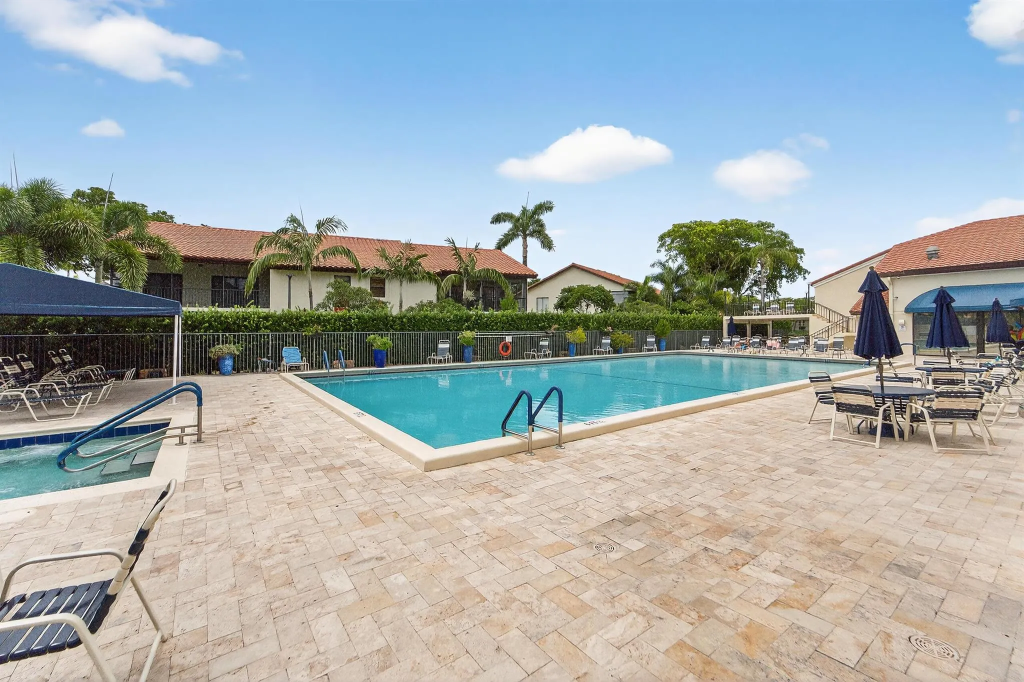5487 Palm Springs Lane, #B