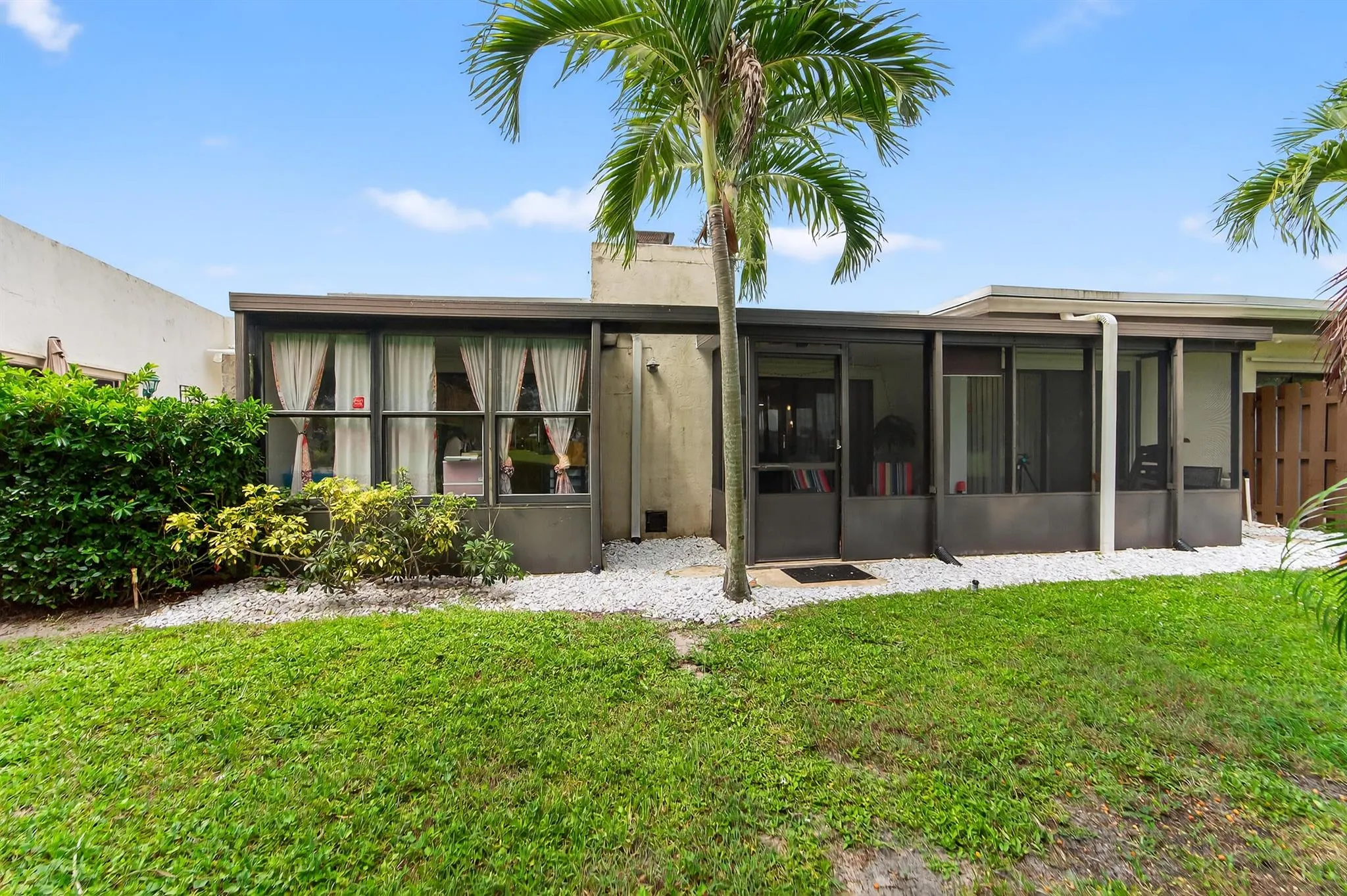 5487 Palm Springs Lane, #B