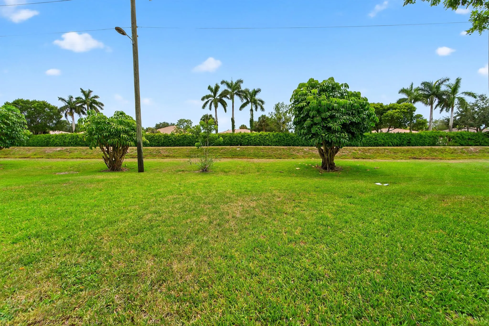 5487 Palm Springs Lane, #B