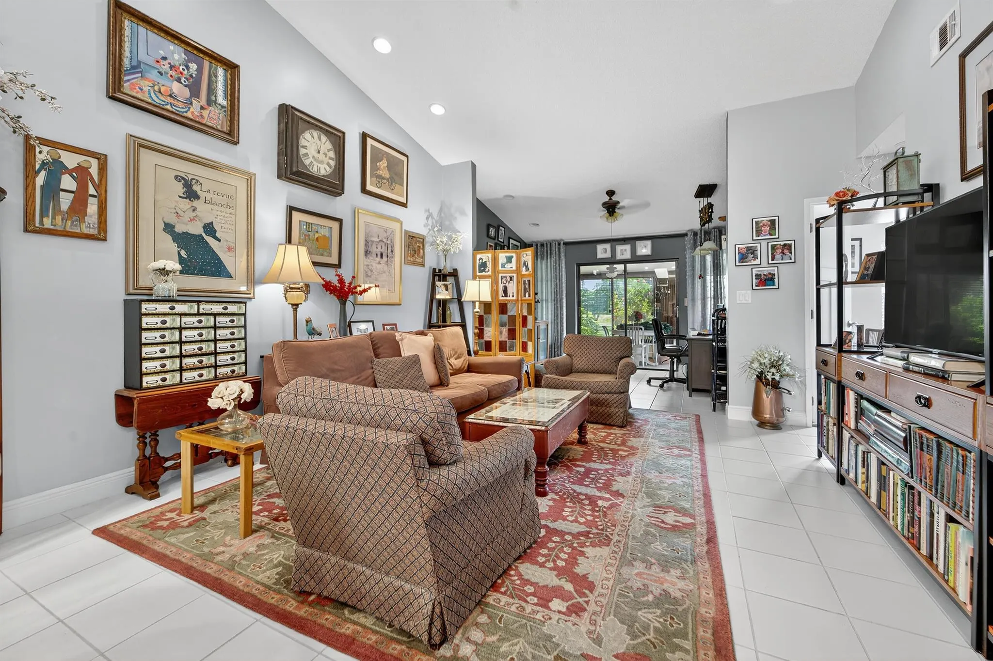5487 Palm Springs Lane, #B