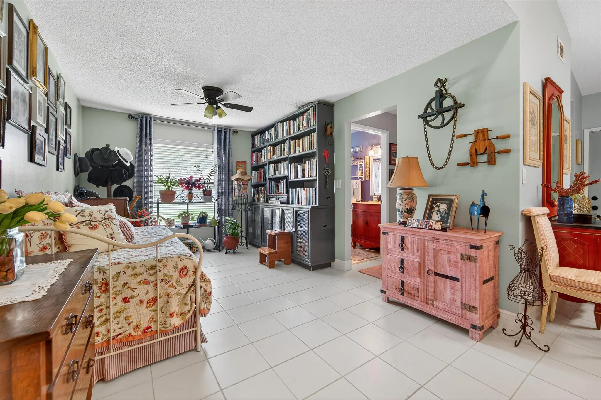 5487 Palm Springs Lane, #B