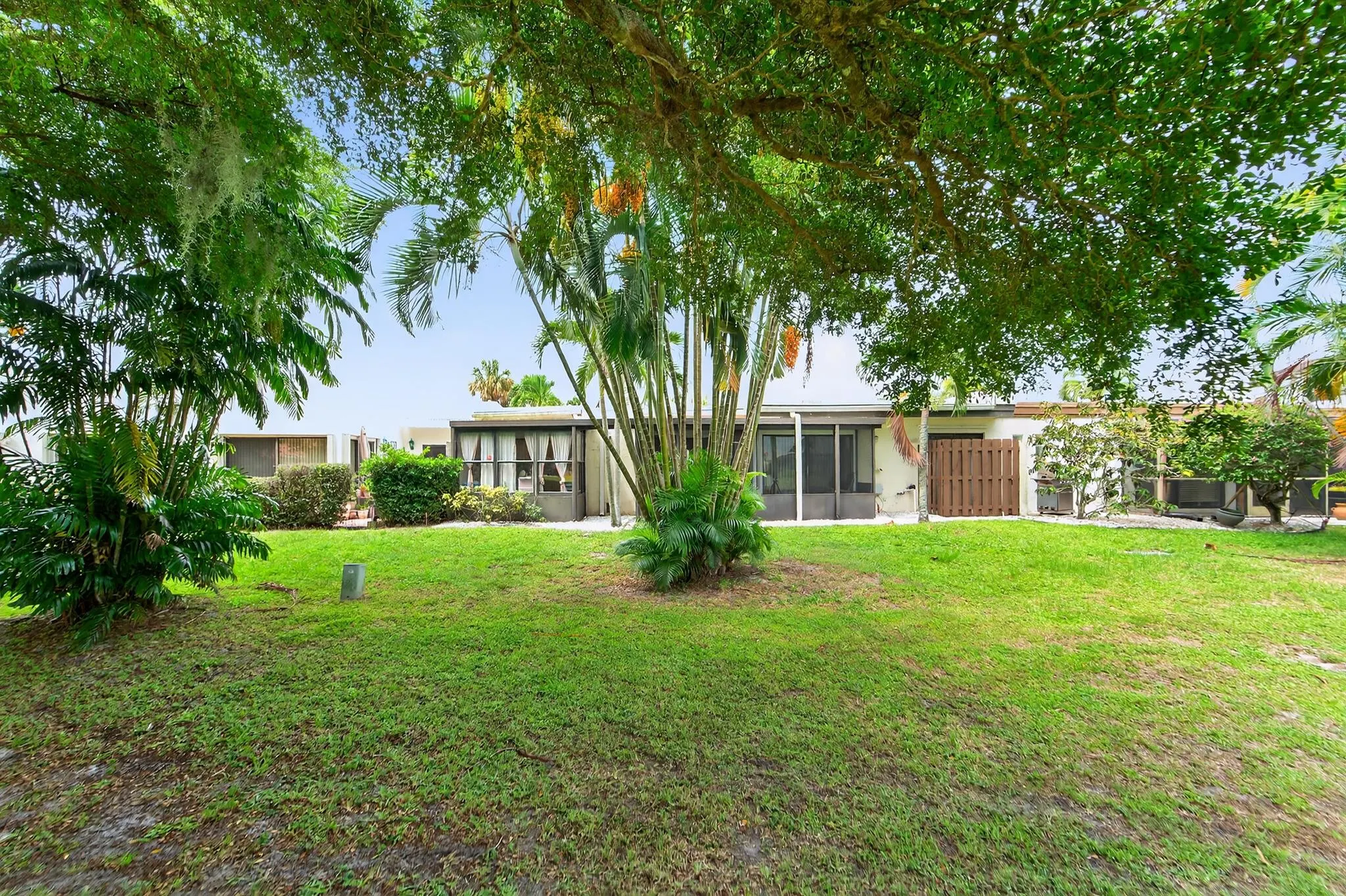 5487 Palm Springs Lane, #B