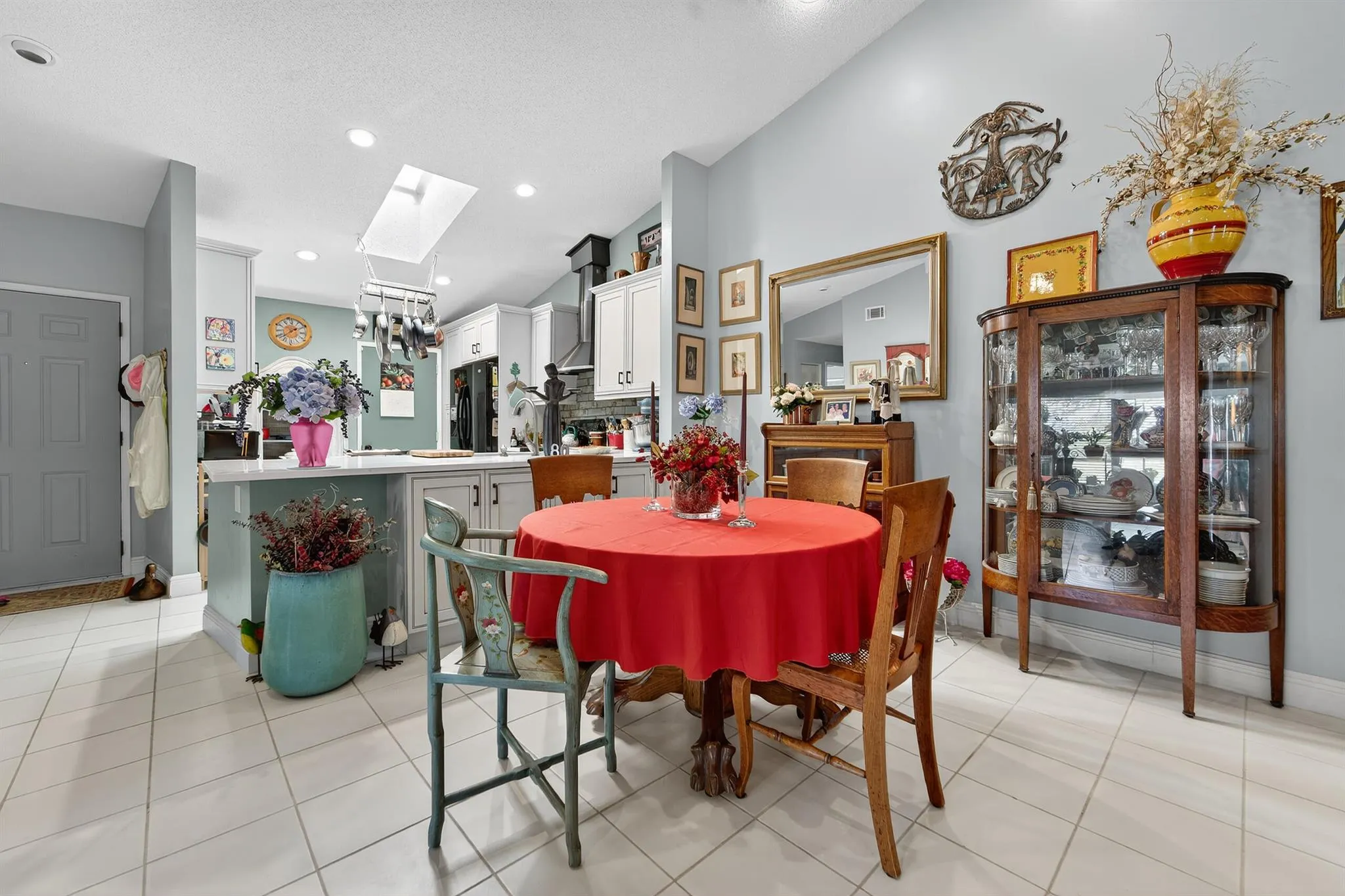 5487 Palm Springs Lane, #B