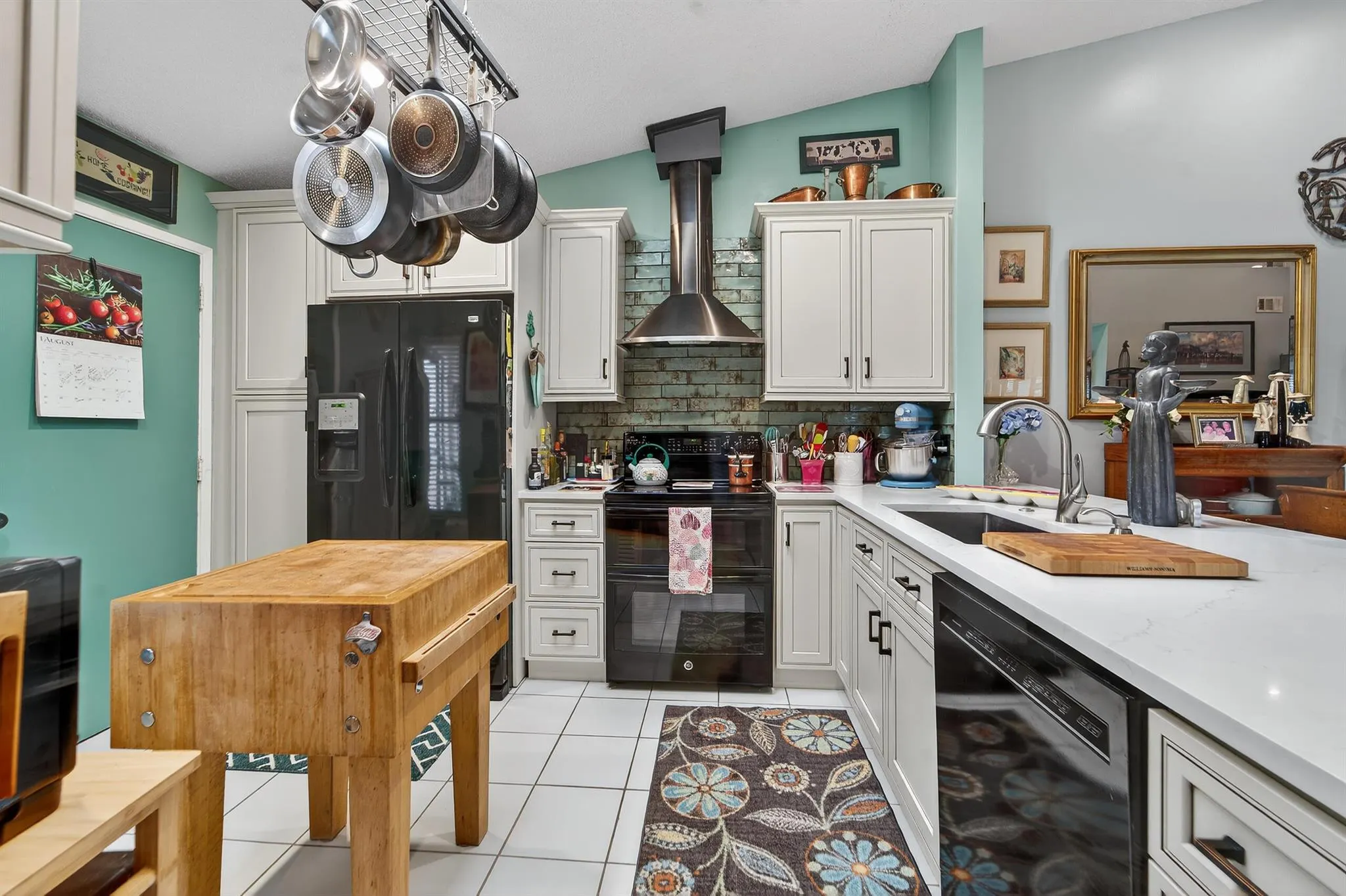 5487 Palm Springs Lane, #B