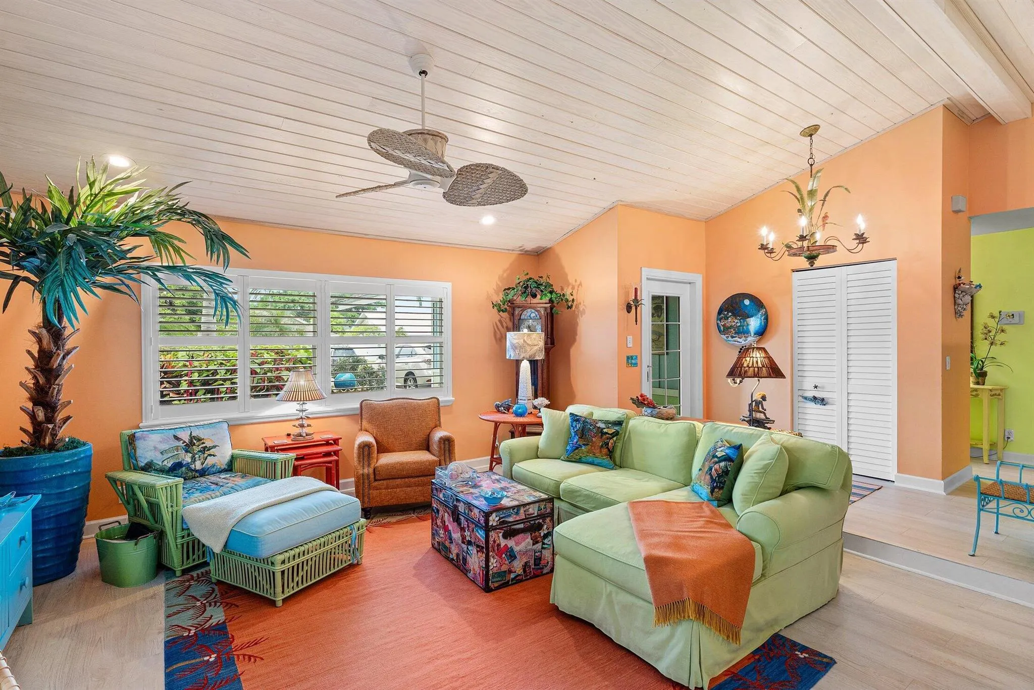 801 SW 1st Court