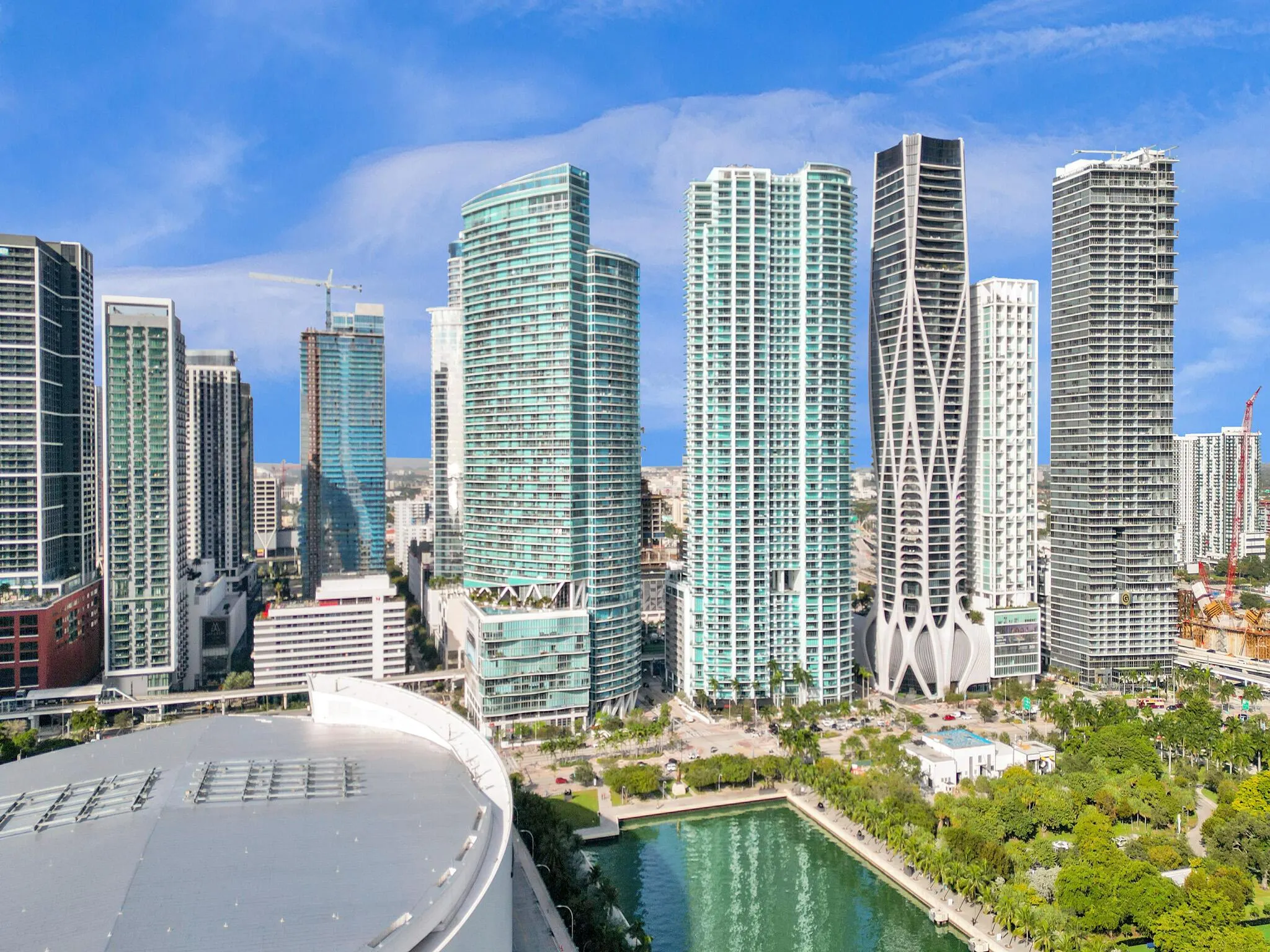888 Biscayne Boulevard, #811