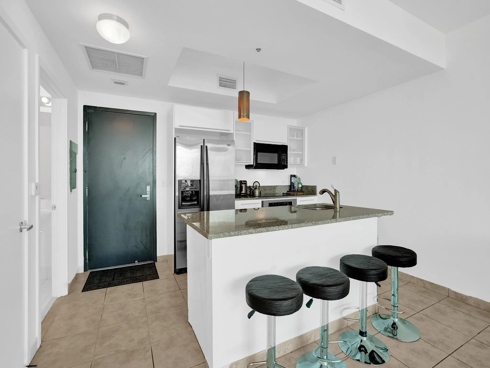 888 Biscayne Boulevard, #811