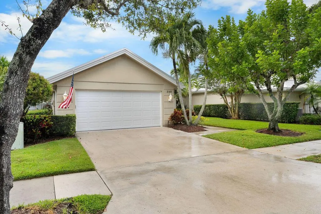 2149 SW Mayflower Drive