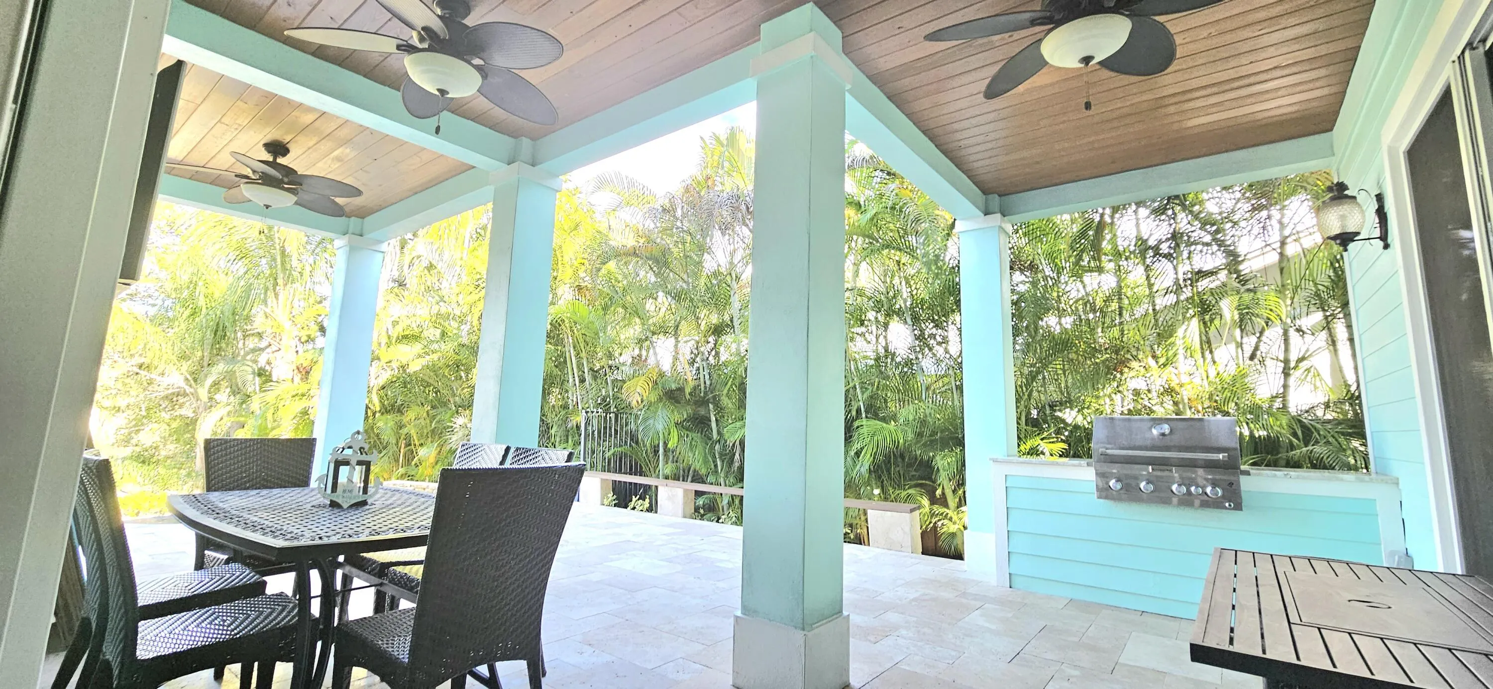 1468 SW Peninsula Lane