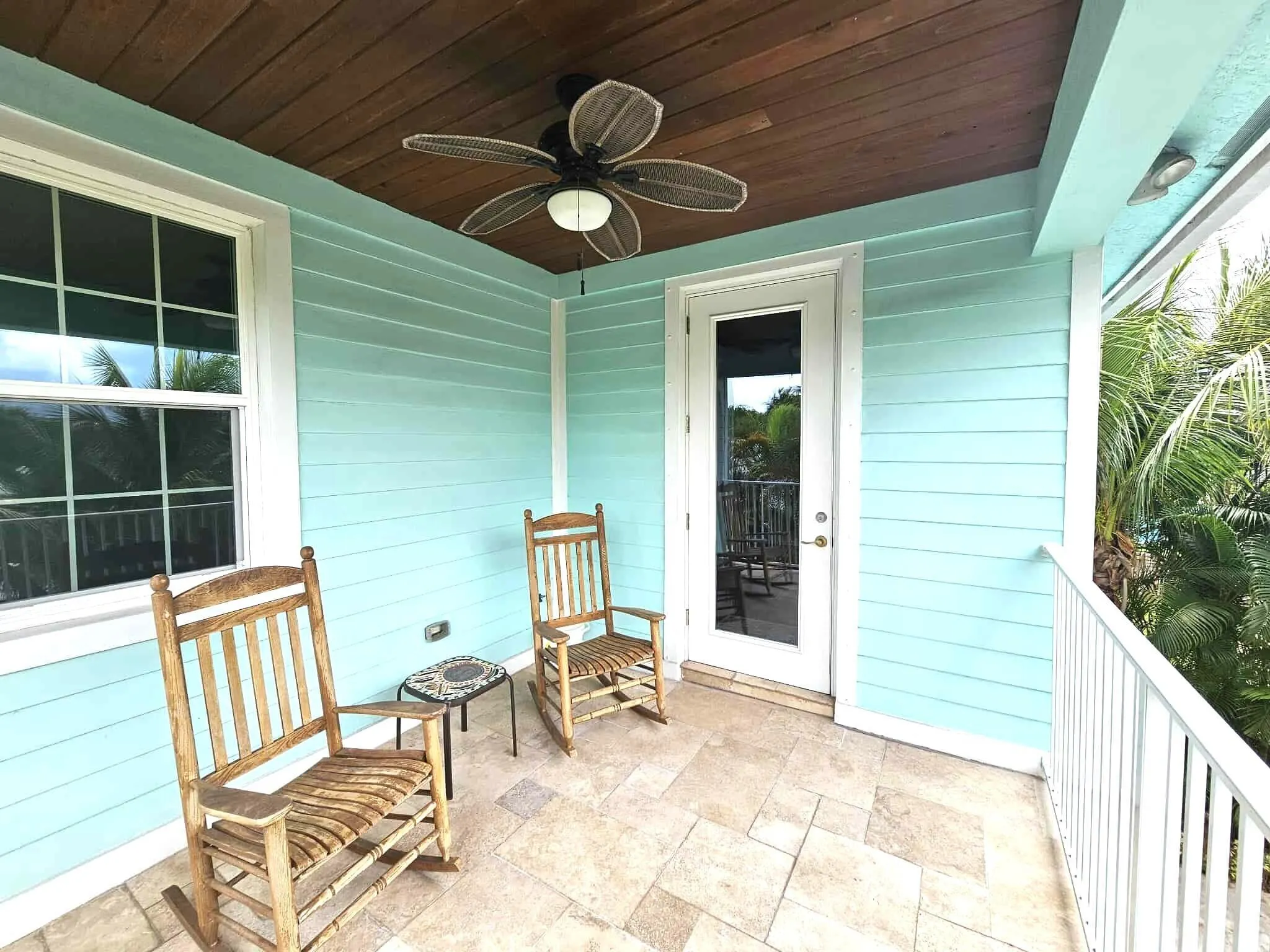 1468 SW Peninsula Lane