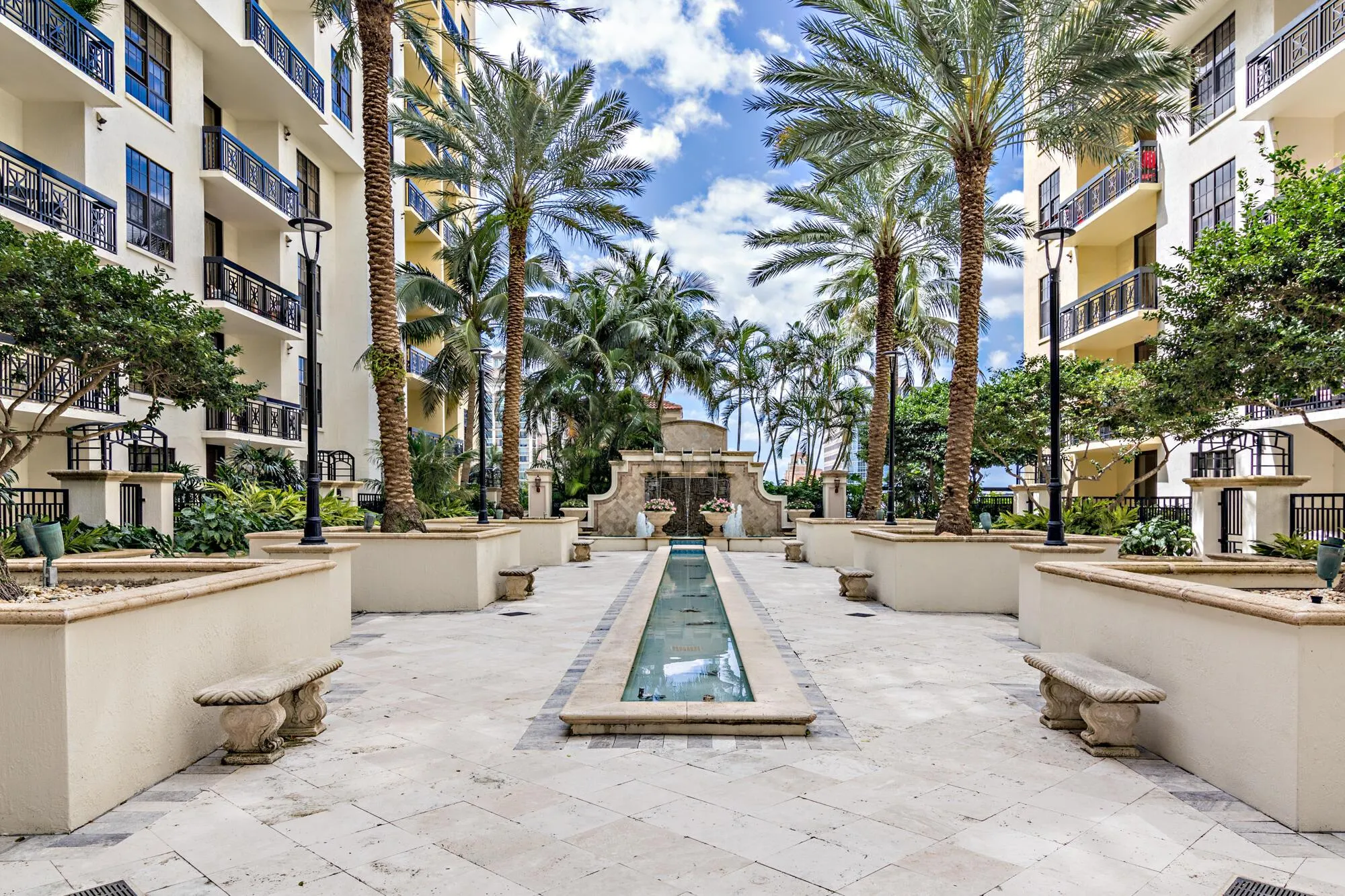 801 S Olive Avenue, #919