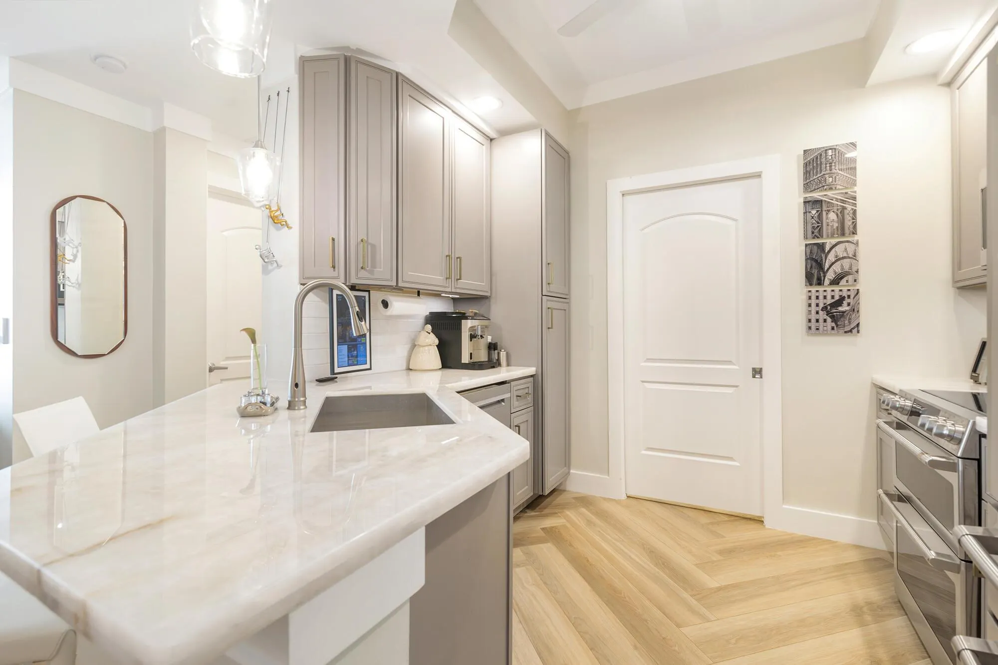 801 S Olive Avenue, #919