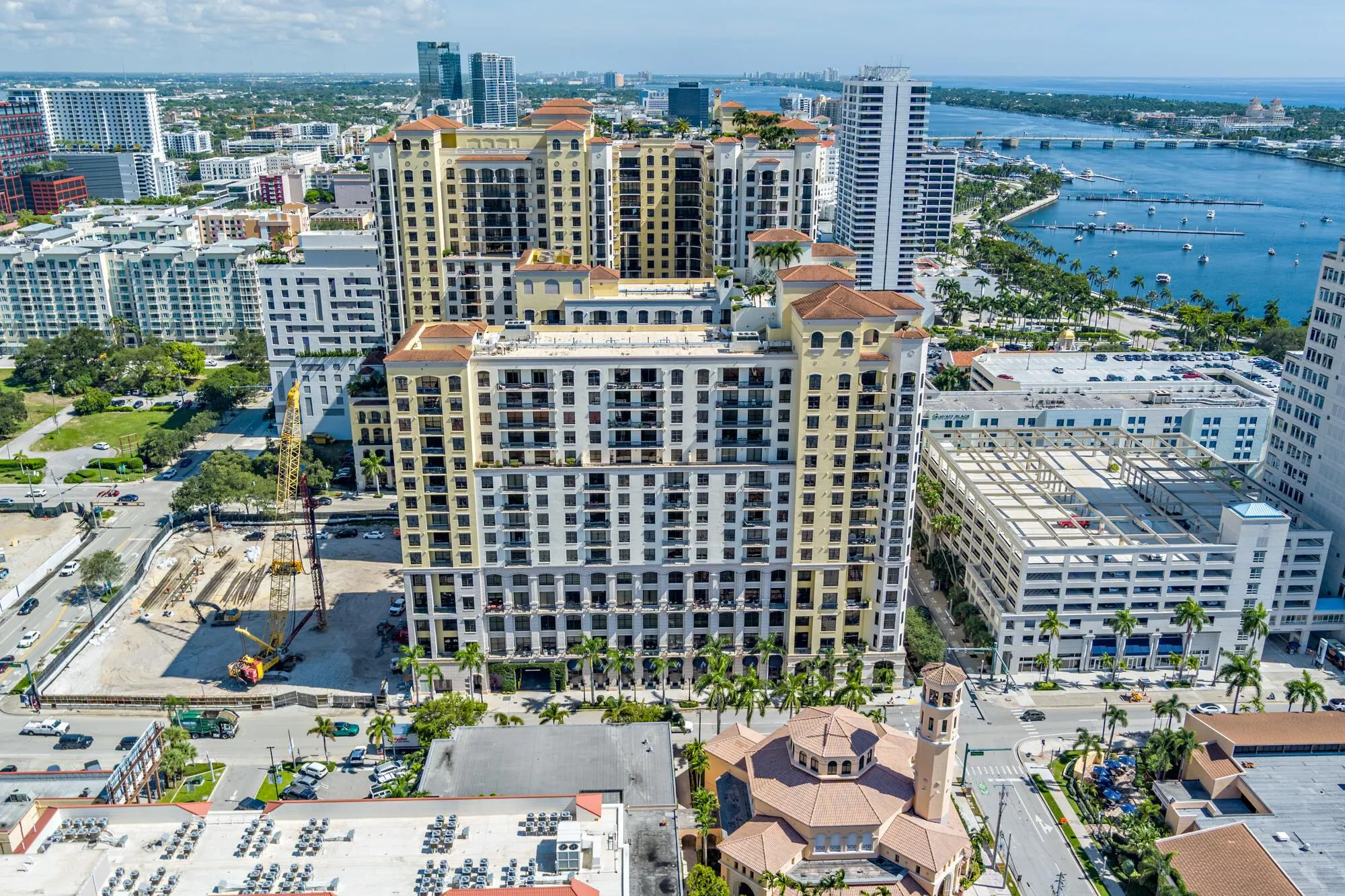 801 S Olive Avenue, #919