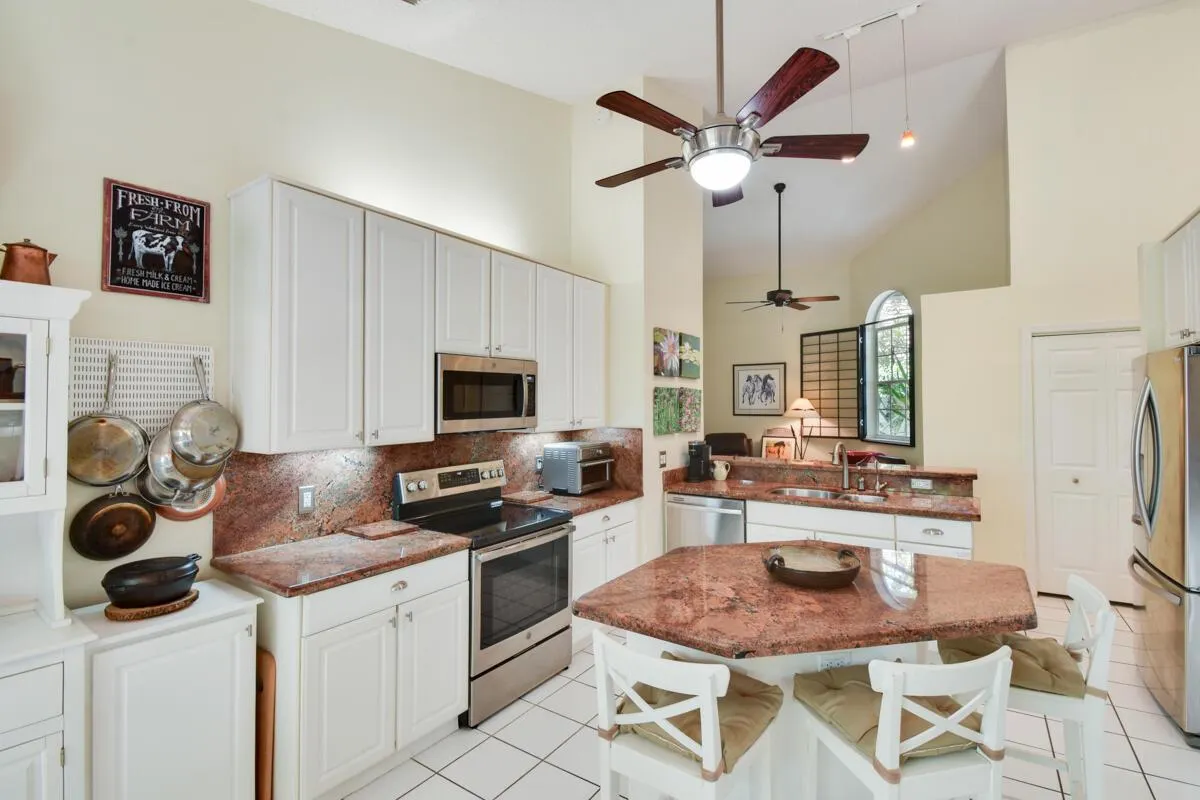 6861 Briarlake Circle