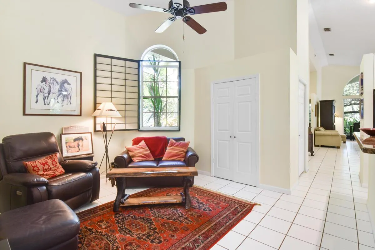 6861 Briarlake Circle
