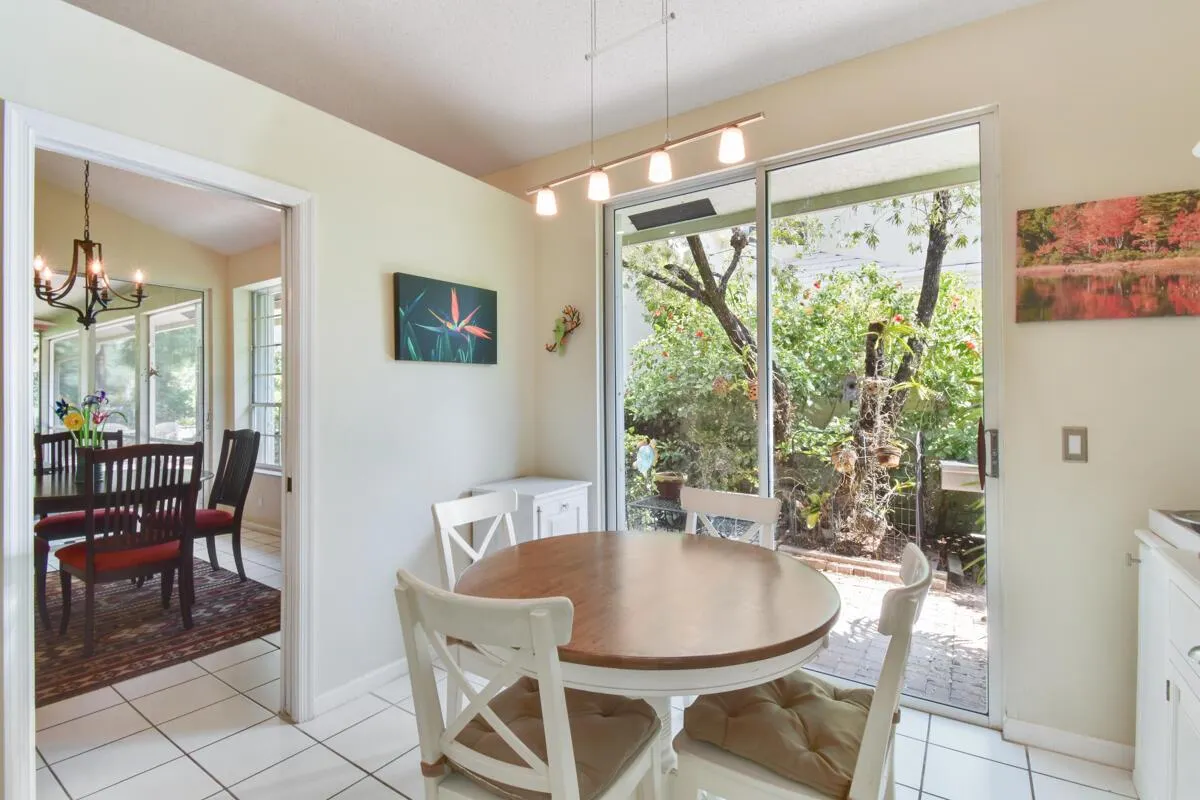 6861 Briarlake Circle