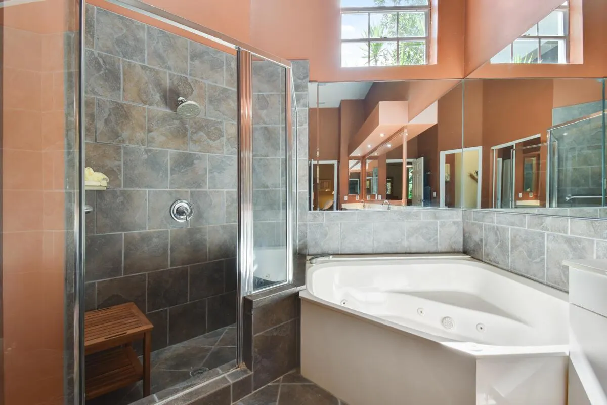 6861 Briarlake Circle