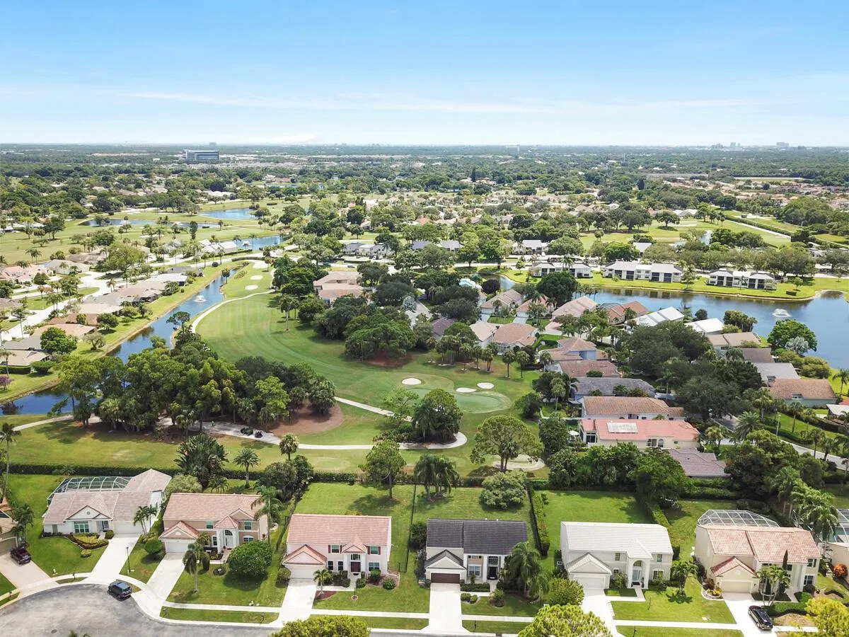 6861 Briarlake Circle