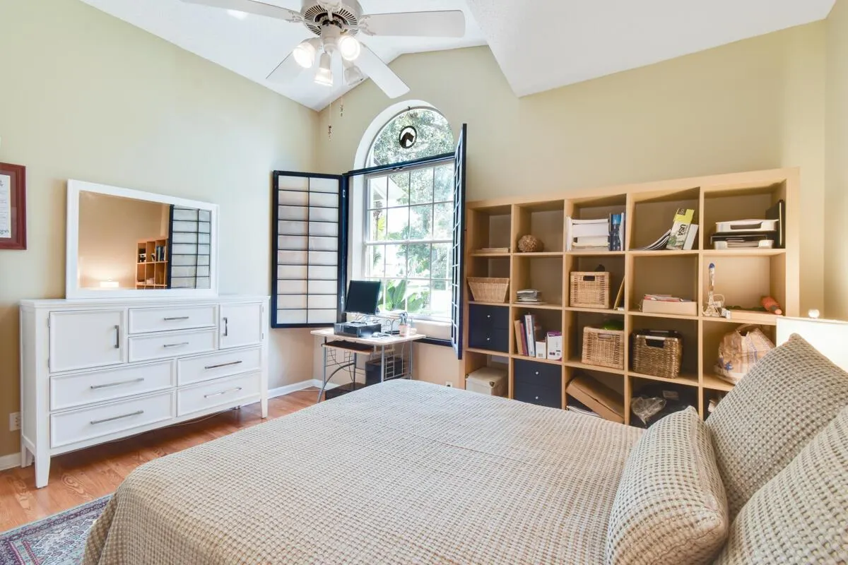 6861 Briarlake Circle
