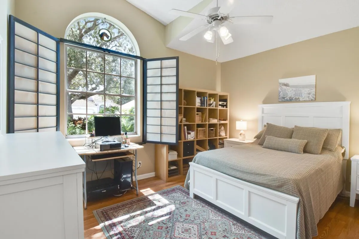 6861 Briarlake Circle