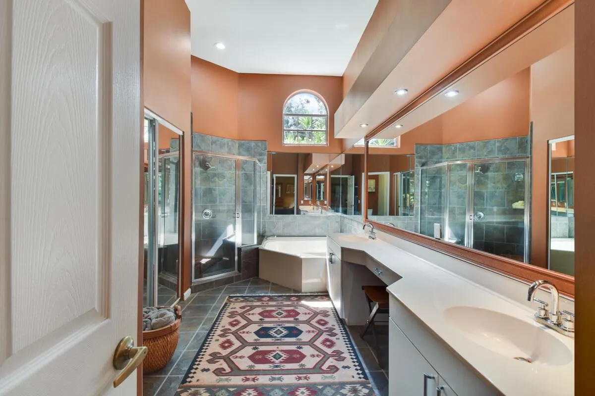 6861 Briarlake Circle