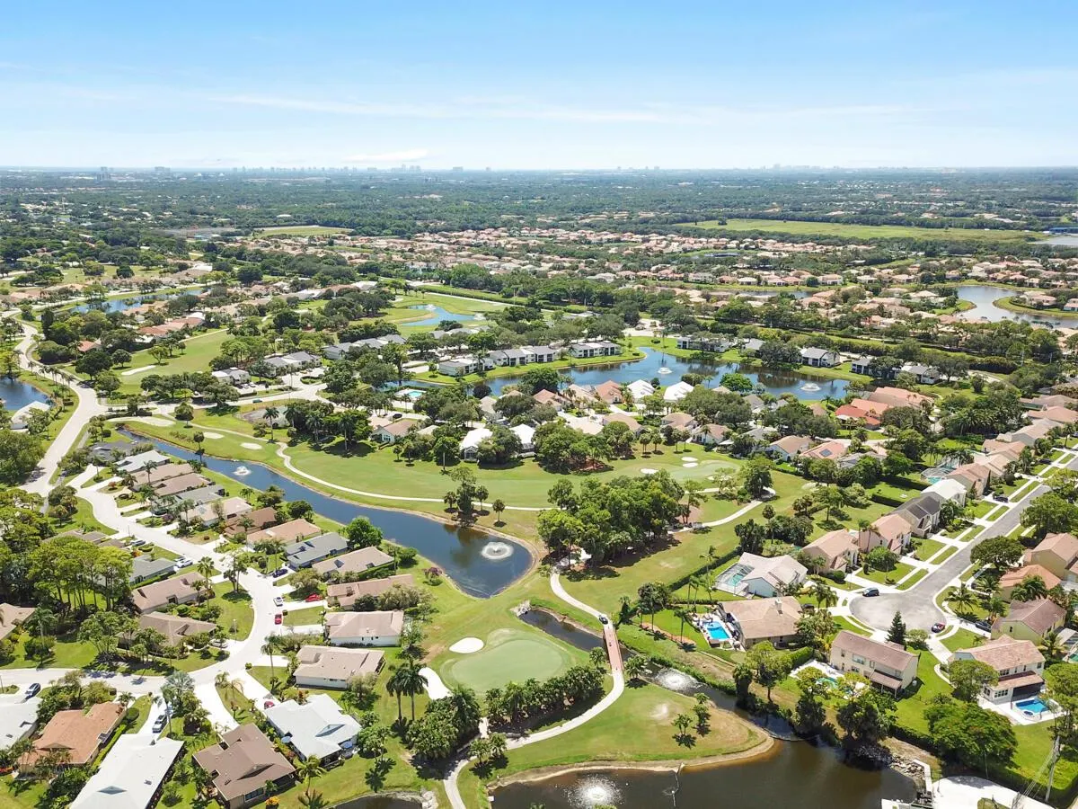 6861 Briarlake Circle
