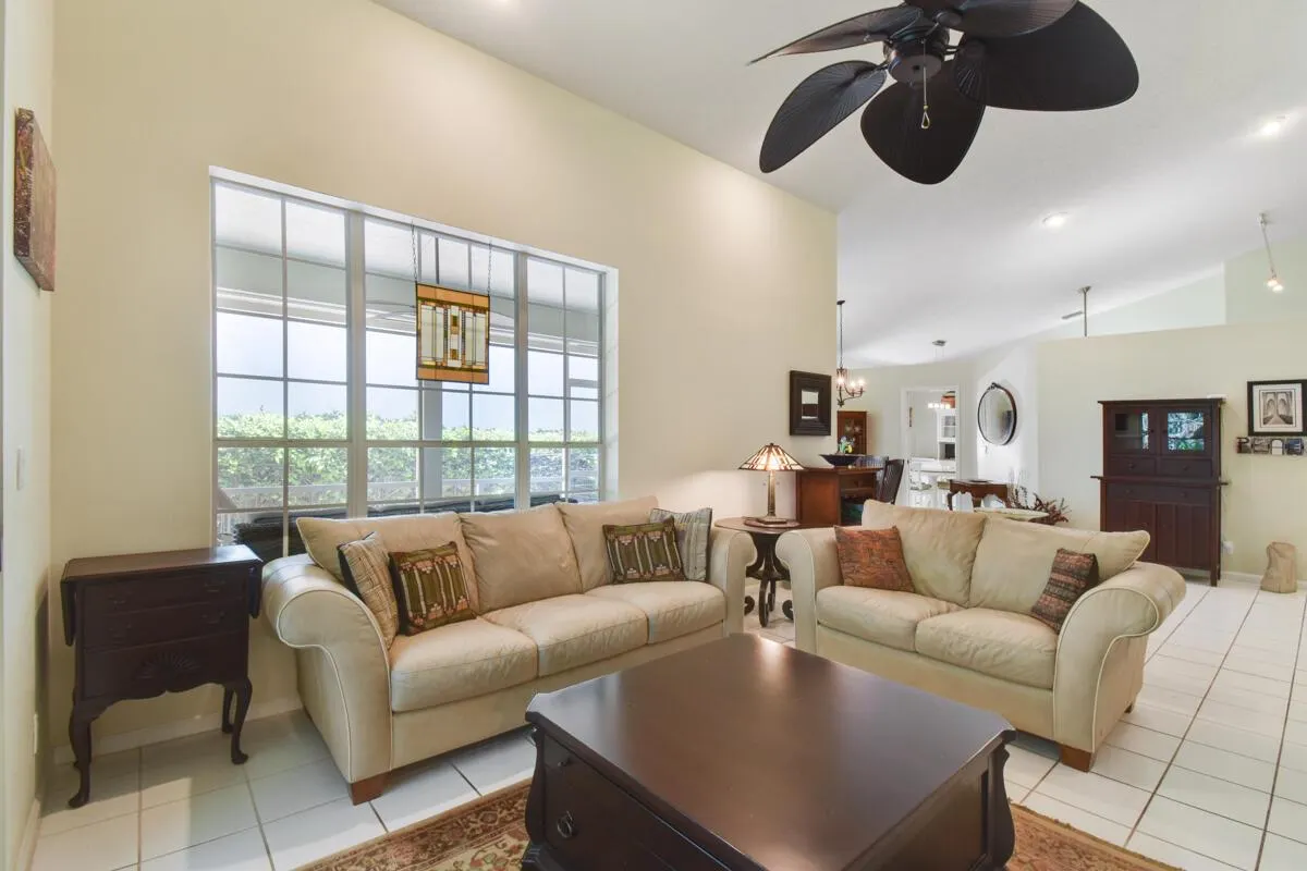 6861 Briarlake Circle