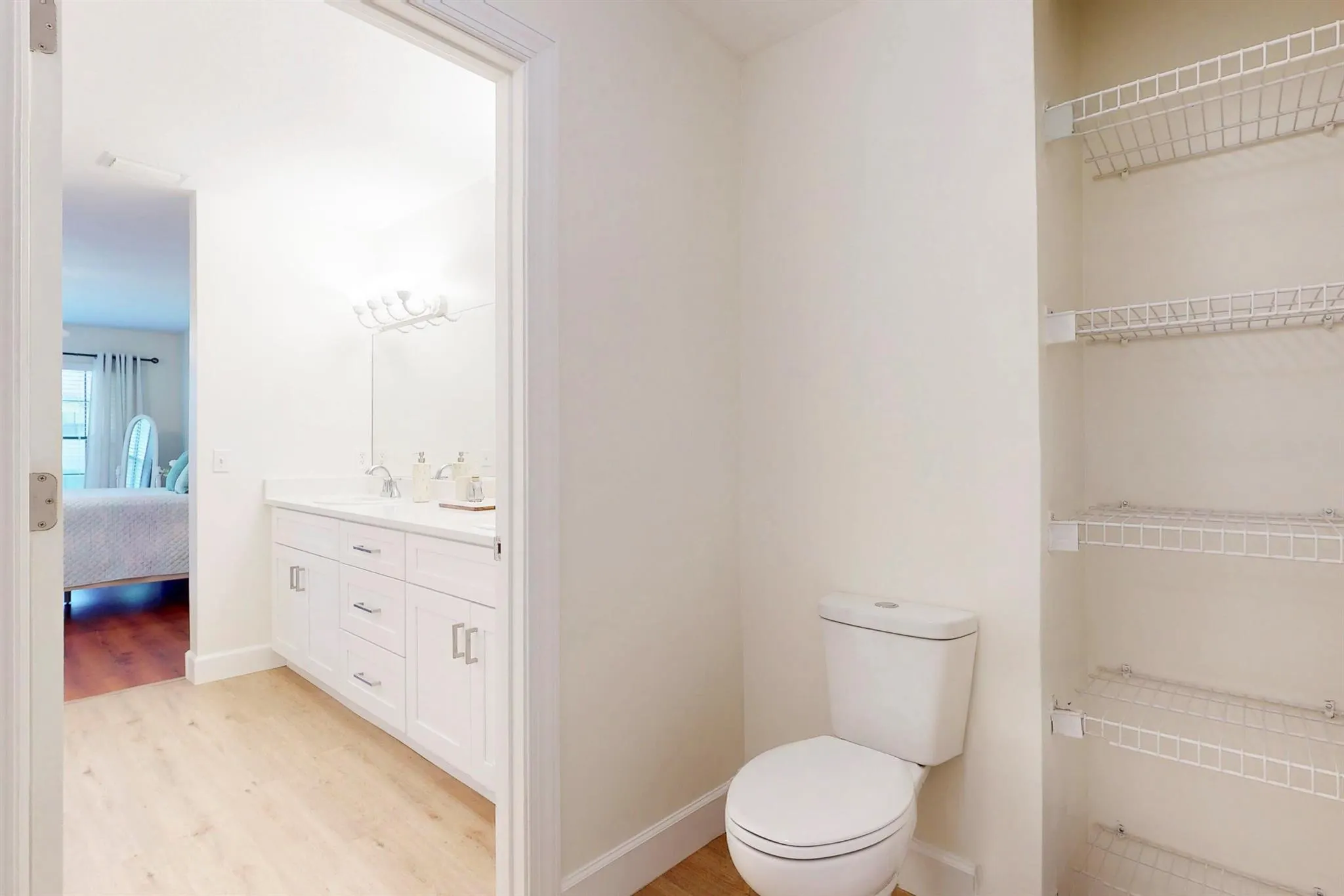 1443 Captains Walk, #23a