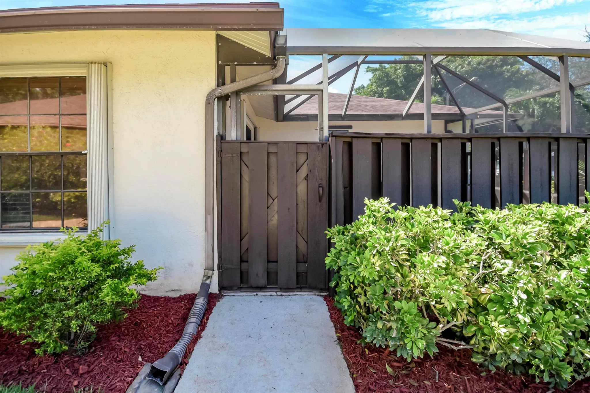 1443 Captains Walk, #23a