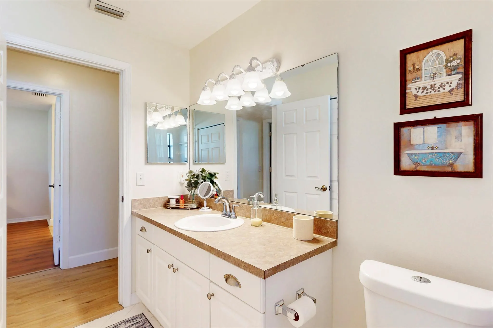 1443 Captains Walk, #23a