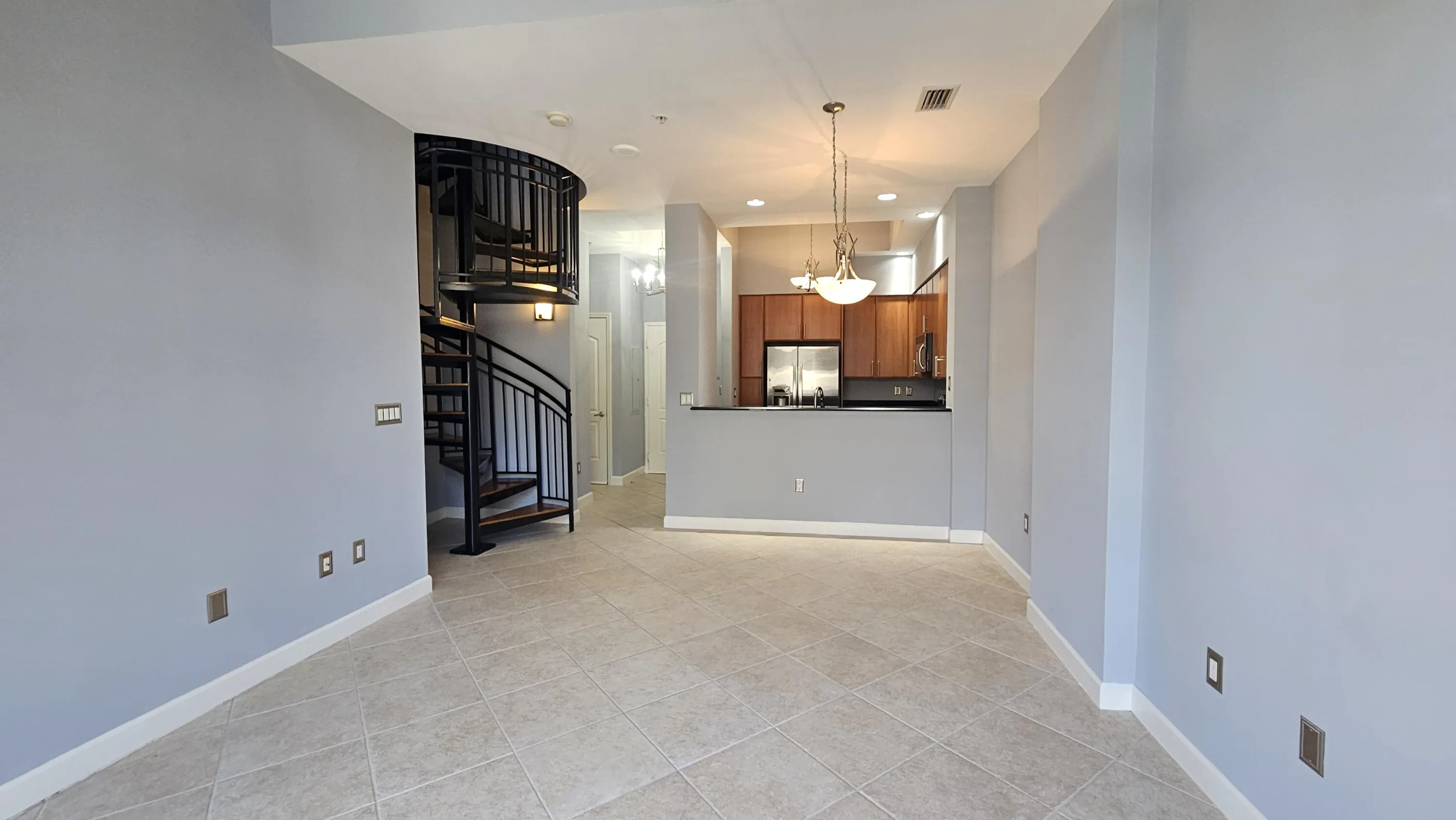 801 S Olive Avenue, #418