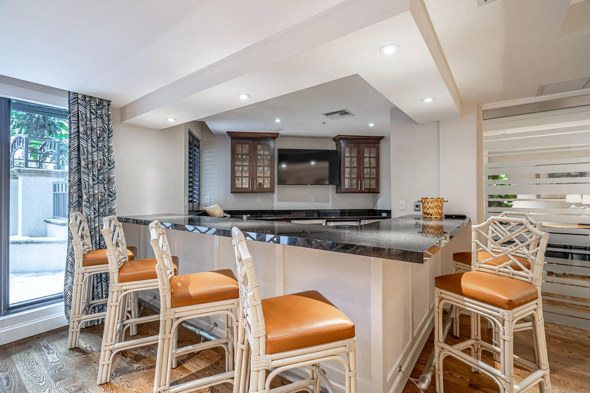 801 S Olive Avenue, #418