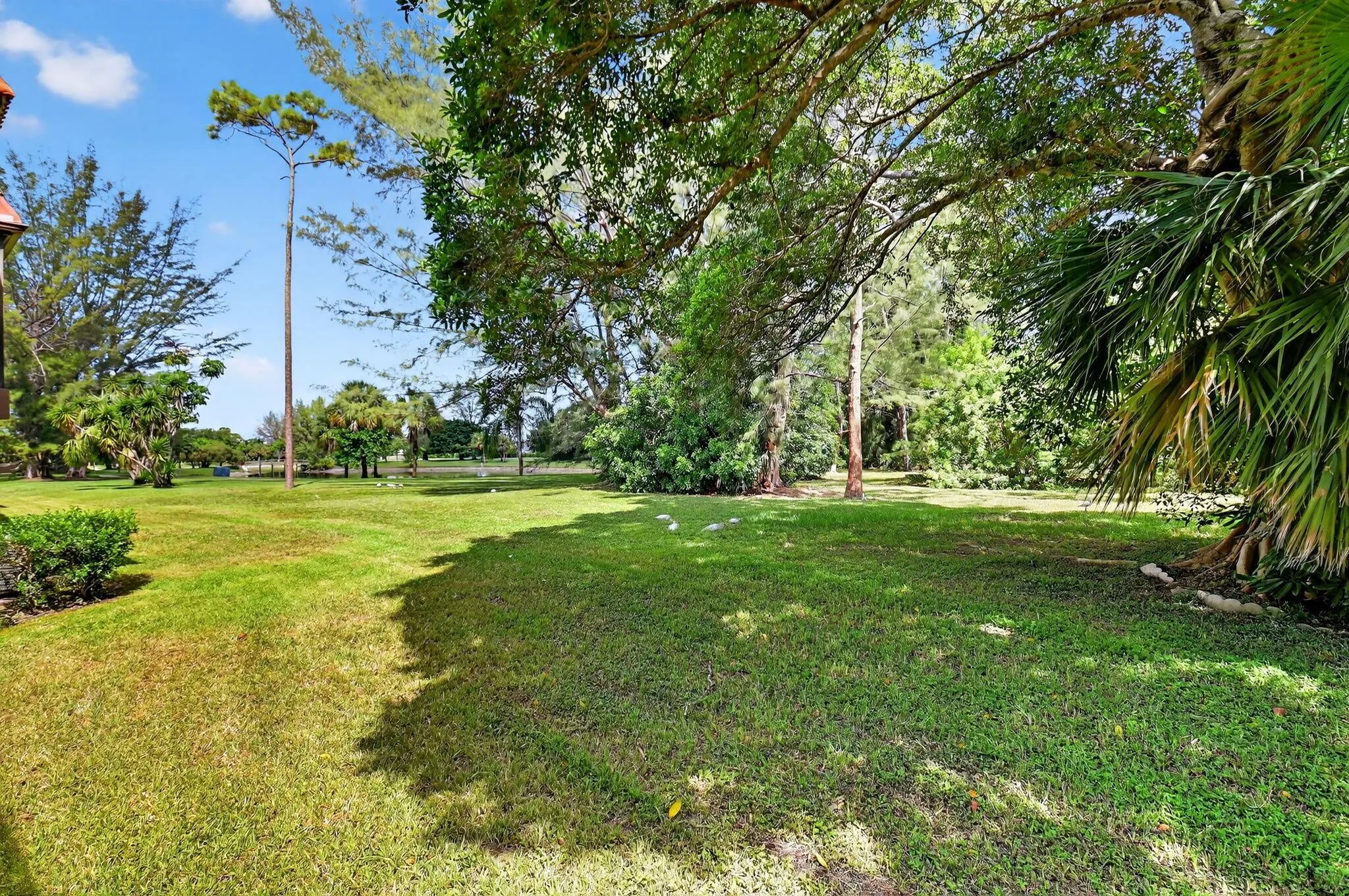 21894 Lake Forest Circle, #106