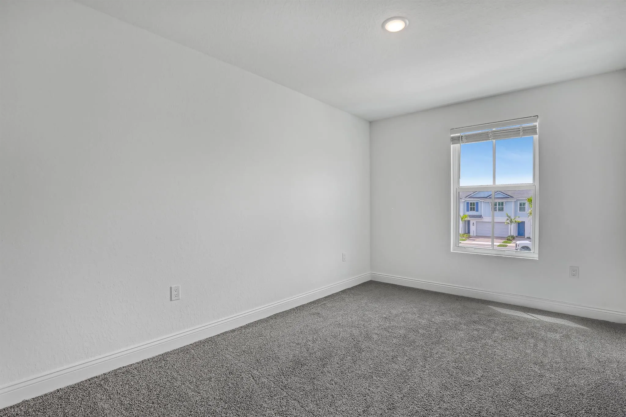 105 SE Birch Terrace SE