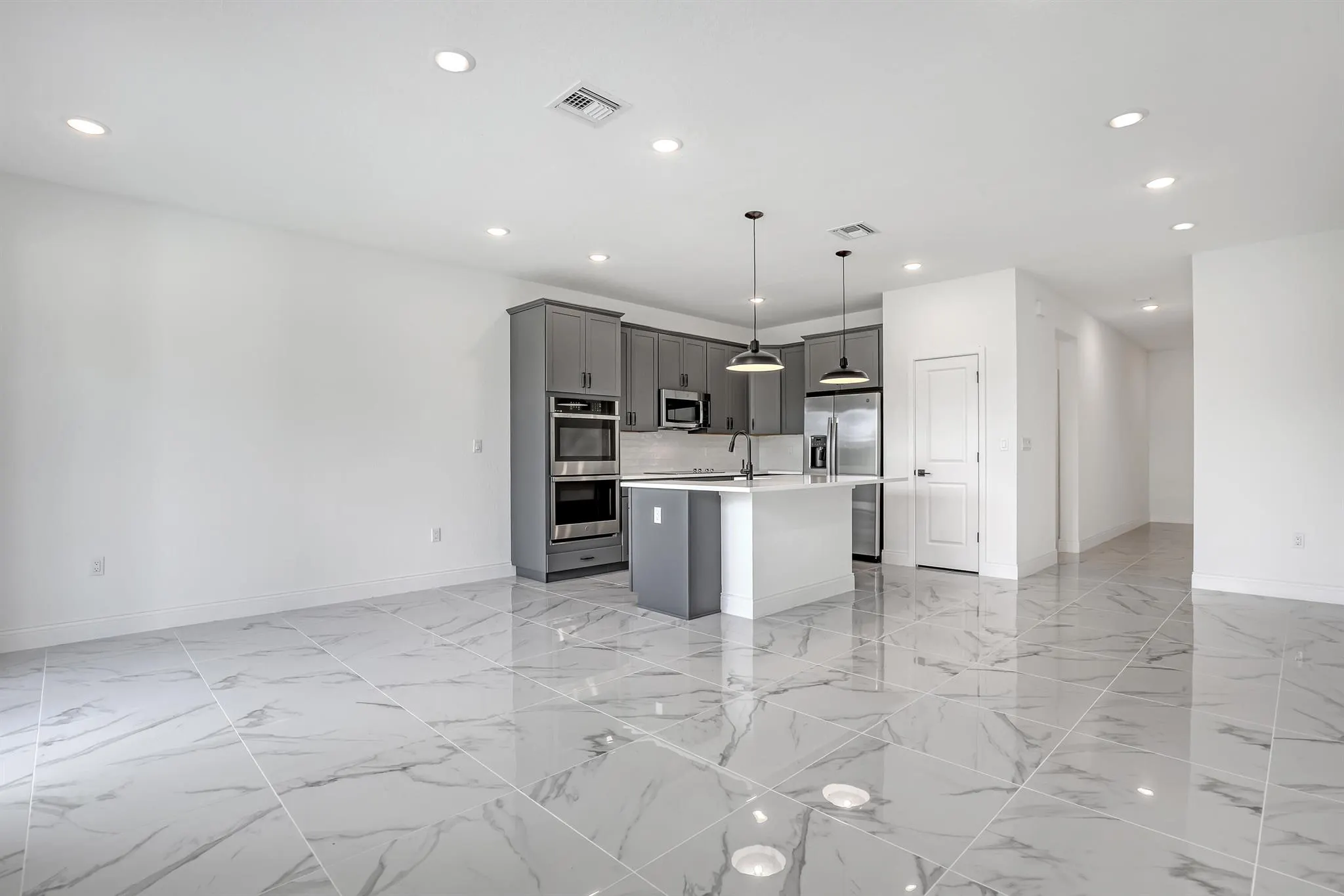 105 SE Birch Terrace SE