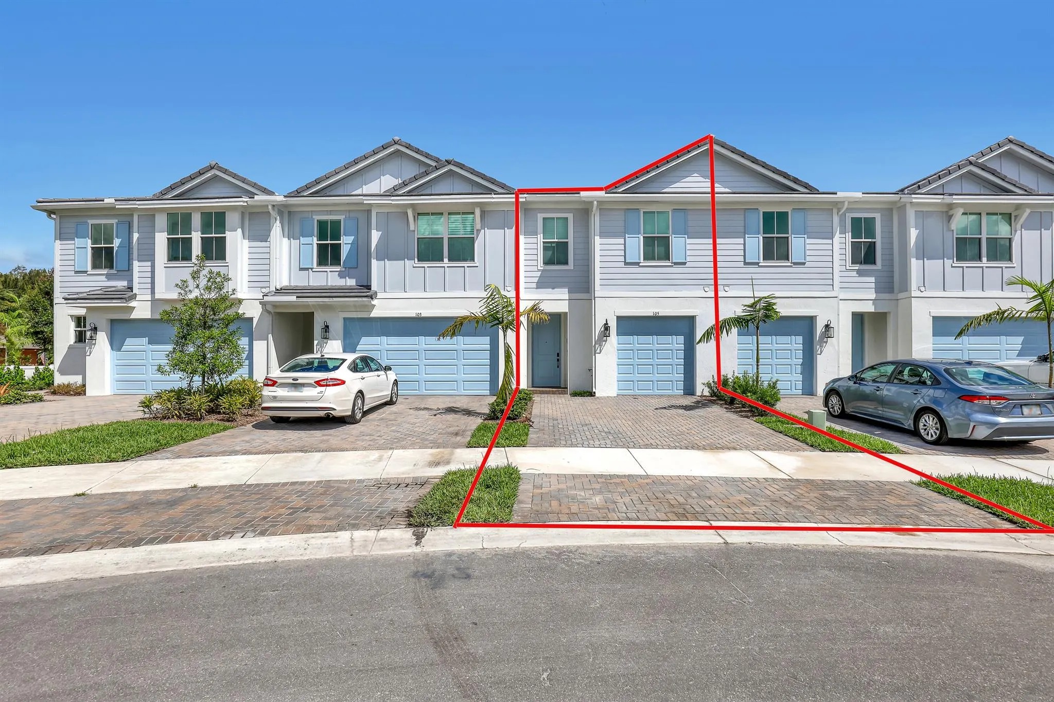 105 SE Birch Terrace SE