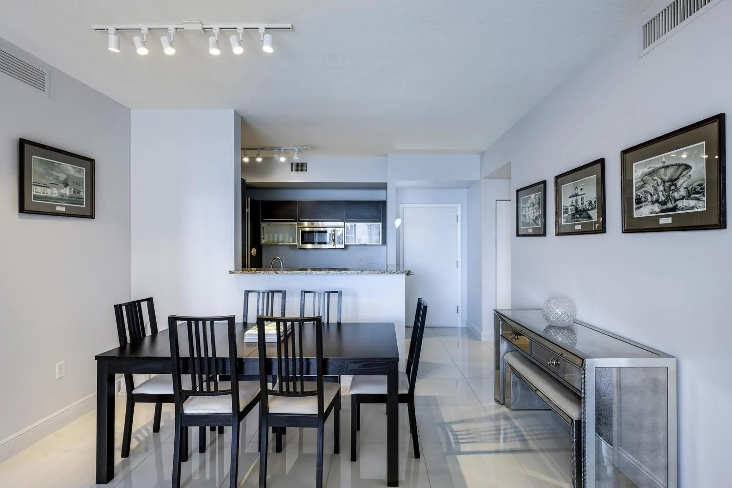 550 Okeechobee Boulevard, #1206