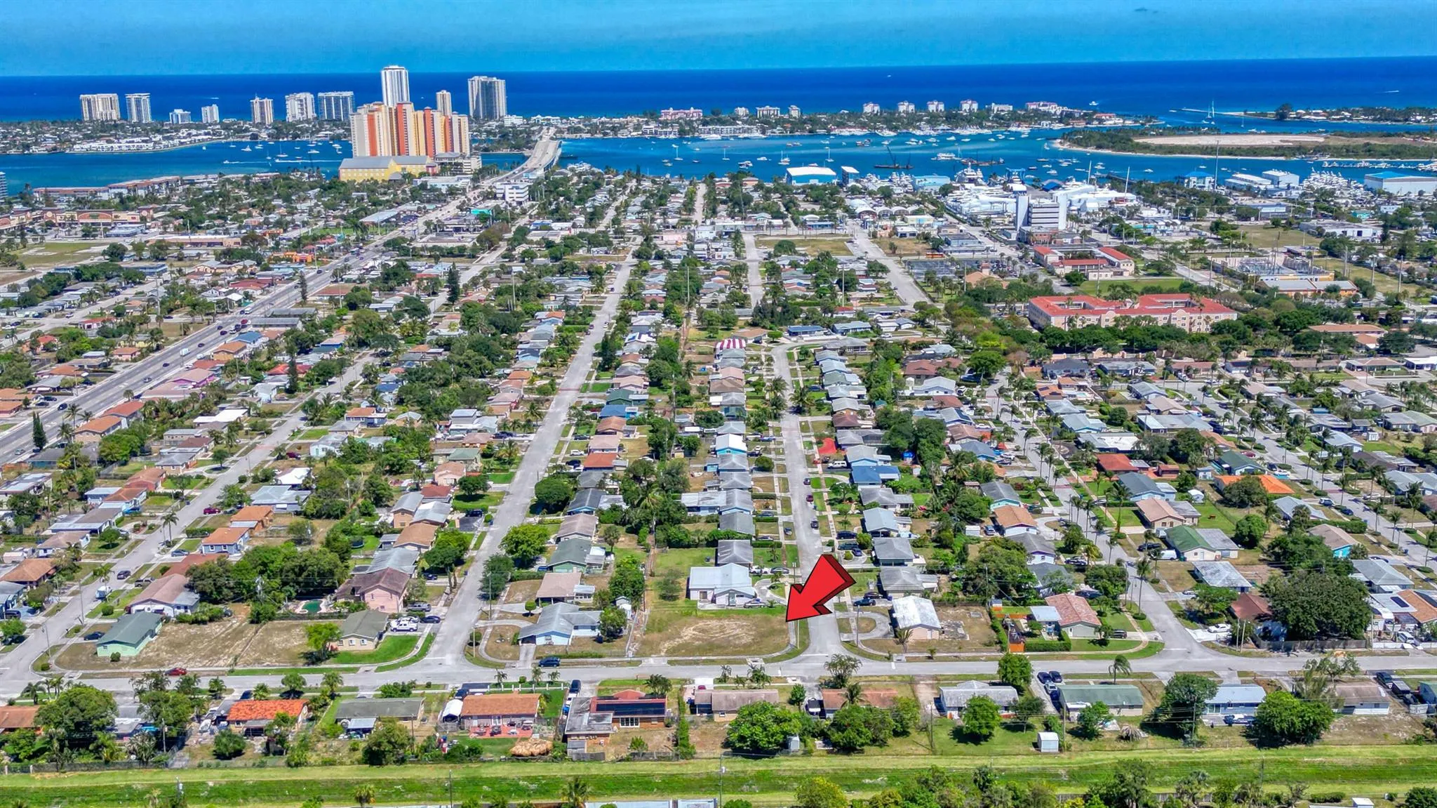 398 W 23rd Street