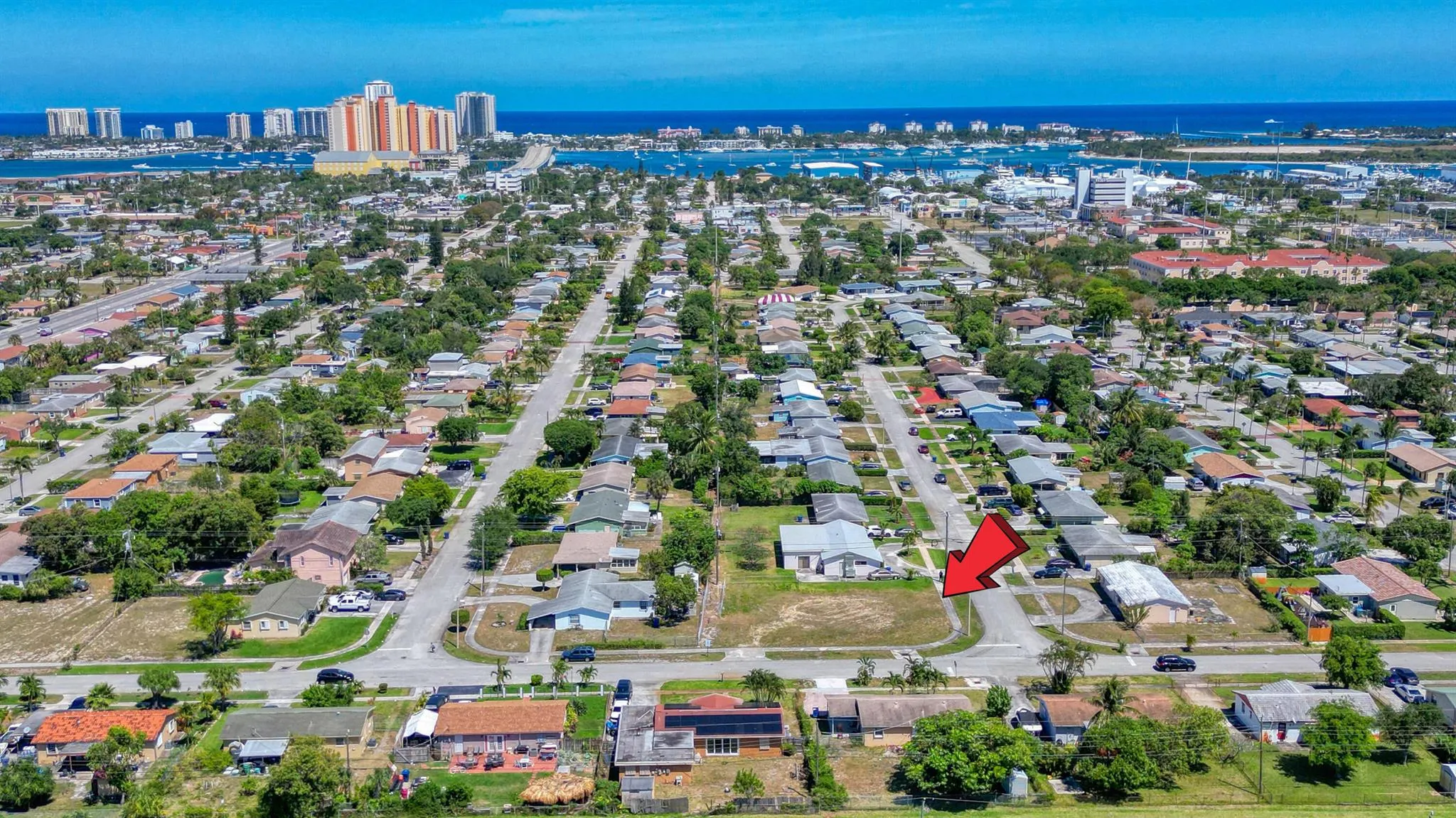 398 W 23rd Street