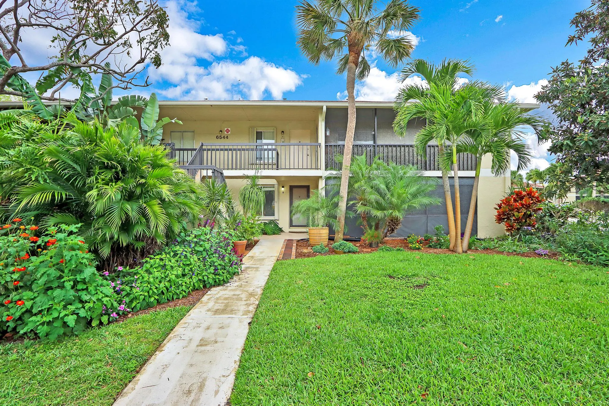 6544 Chasewood Drive, #B