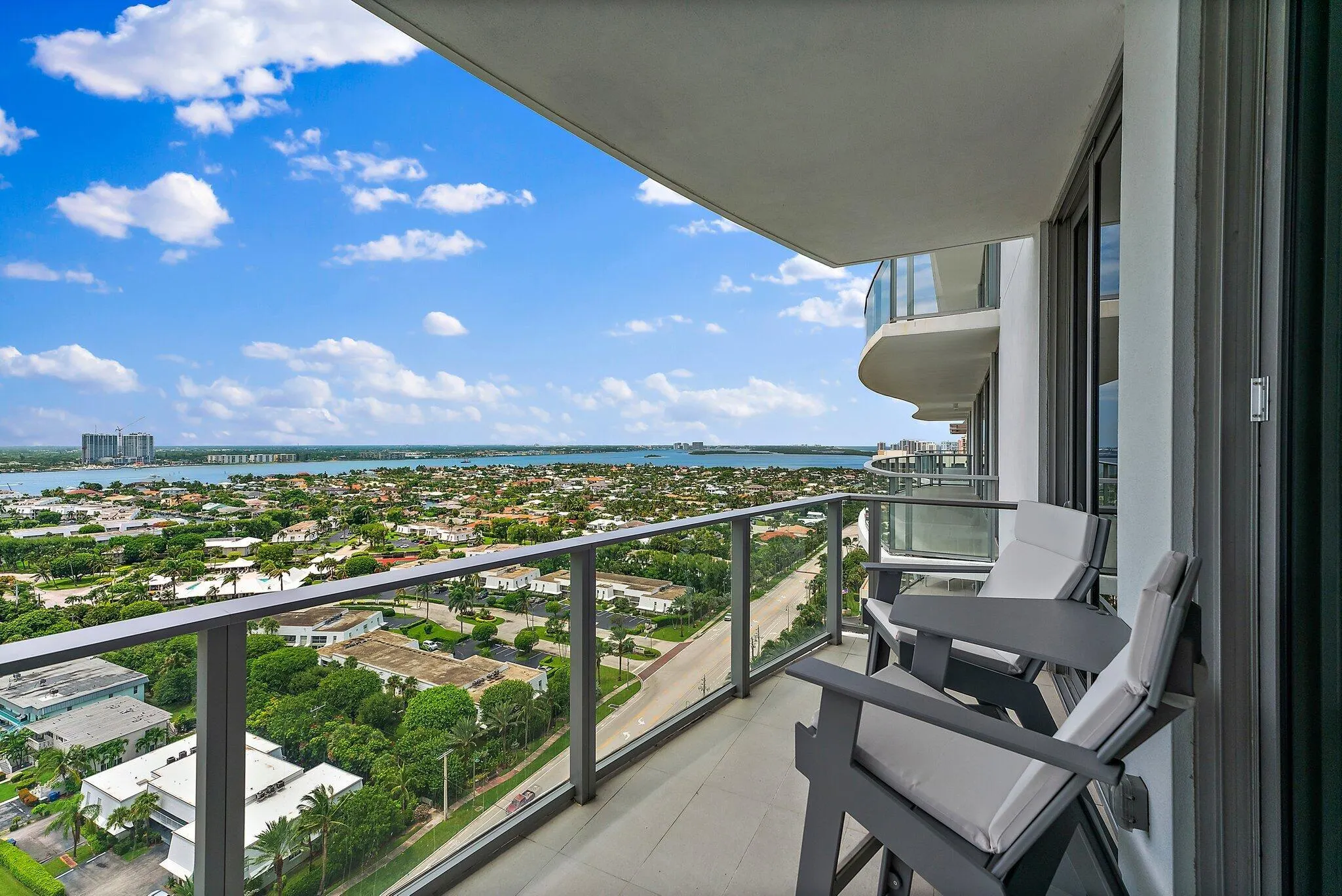 3100 N Ocean Drive, #1906